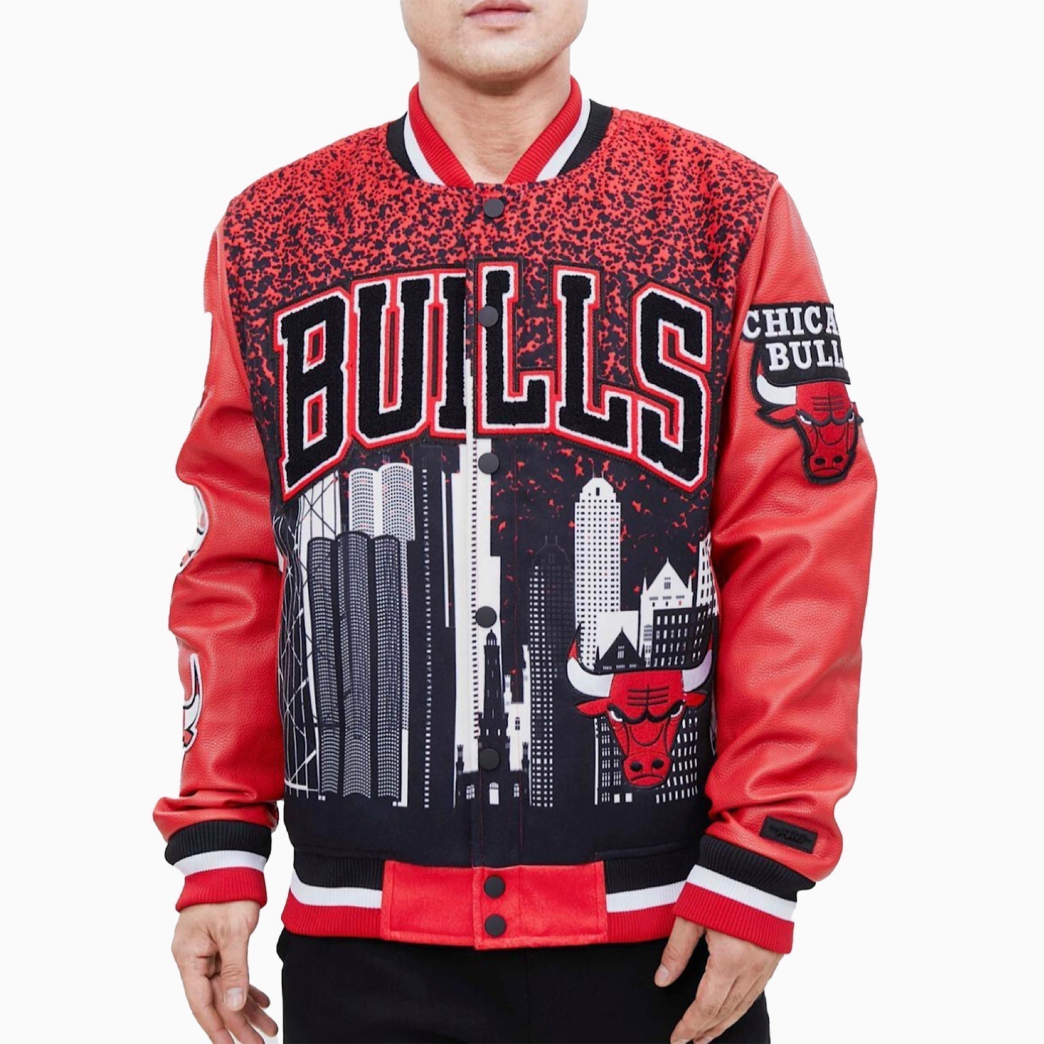 Pro Standard Men's Chicago Bulls NBA Wool Varsity Jacket