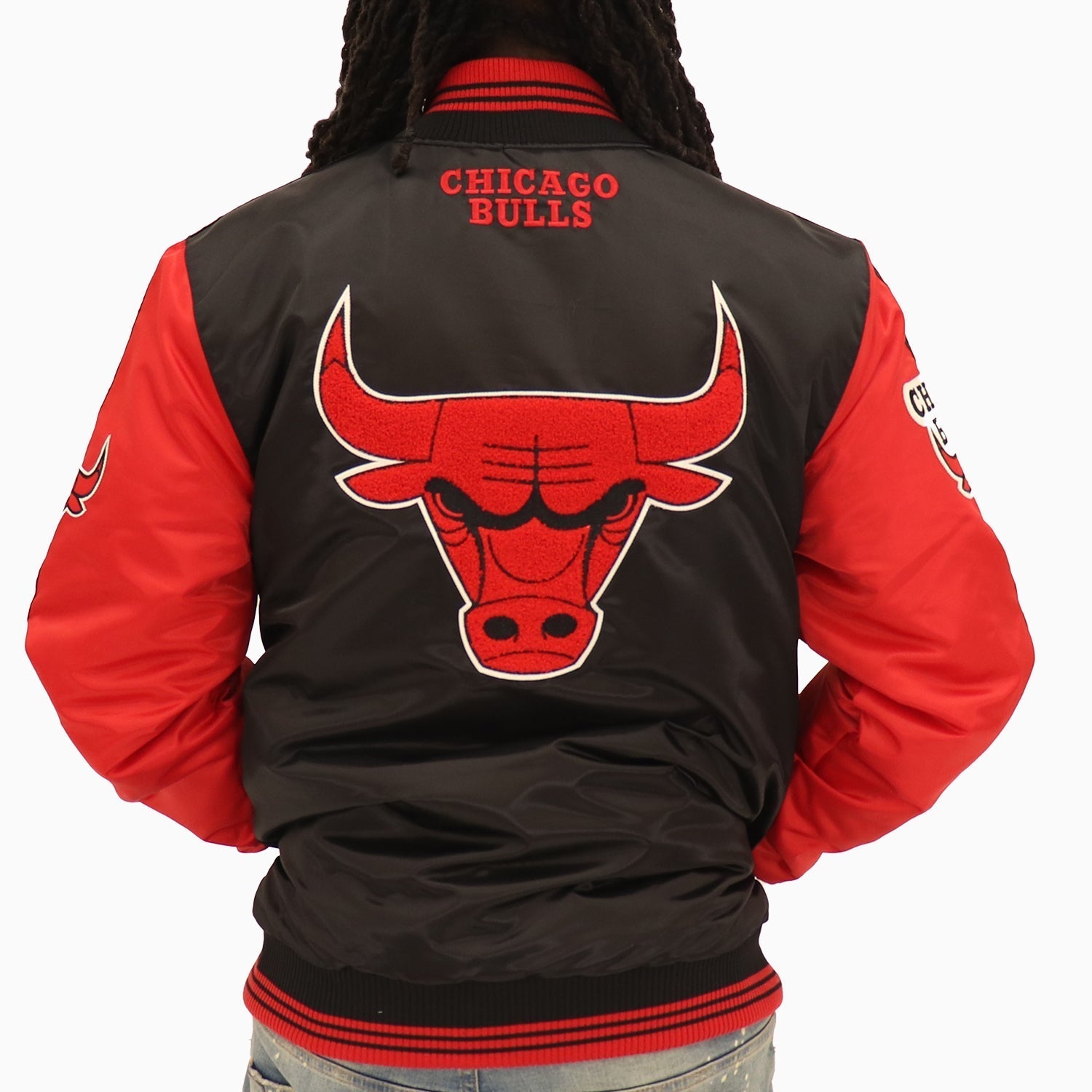 Starter Men's Chicago Bulls NBA Varsity Satin Jacket - Color: Black Red - Tops and Bottoms USA -