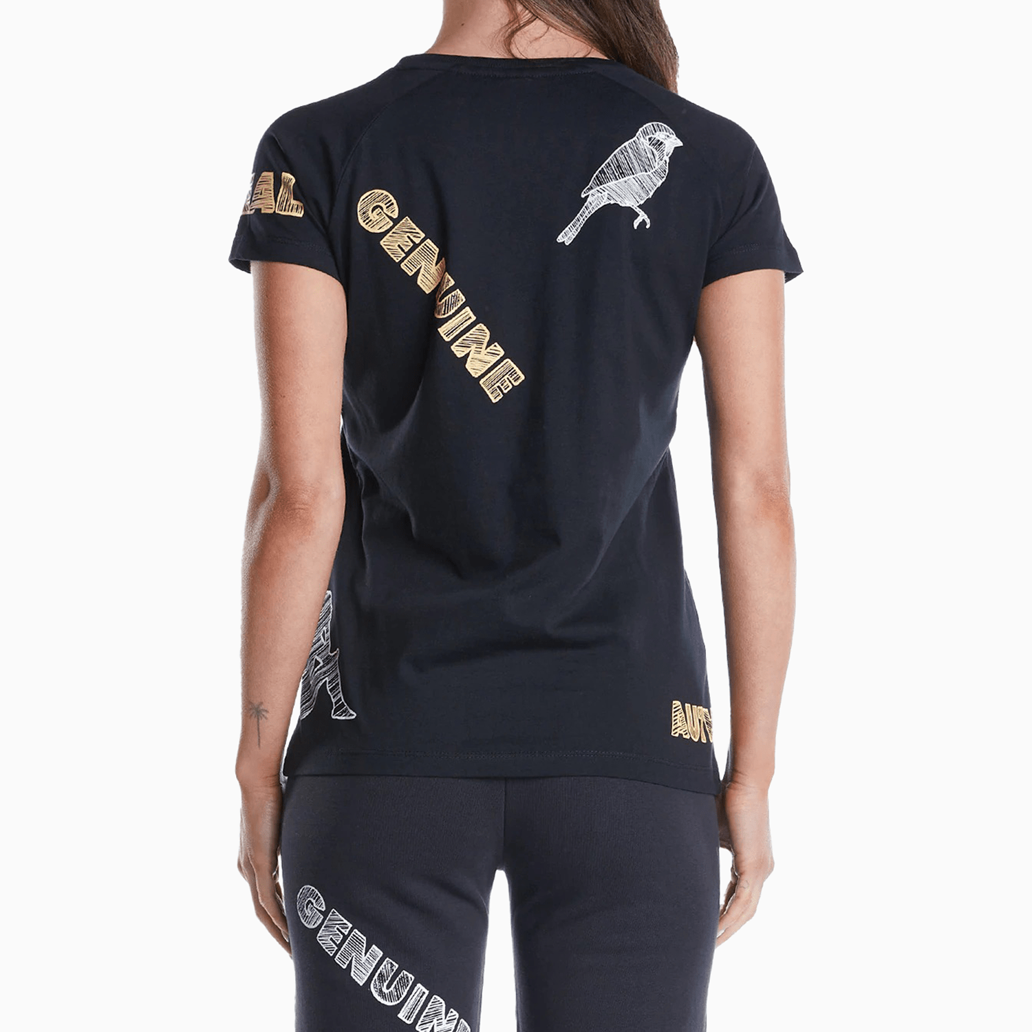 kappa-womens-authentic-graphik-tibi-outfit-371f16w-a01-351b2bw-a01