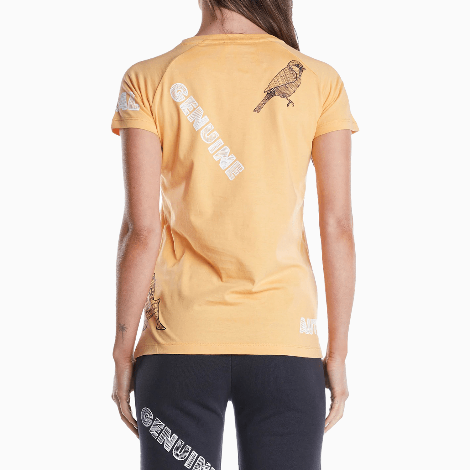 kappa-womens-authentic-graphik-tibi-outfit-371f16w-a06-351b2bw-a06