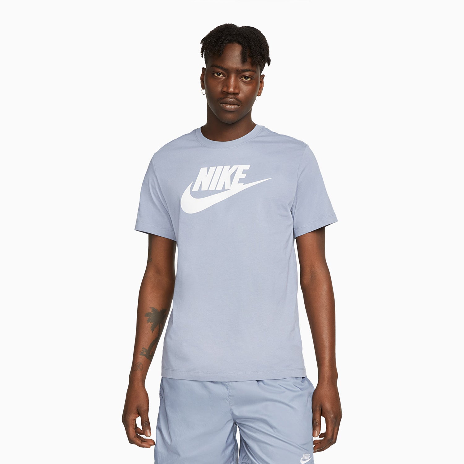 mens-nike-sportswear-club-outfit-ar5004-493-dx0502-493