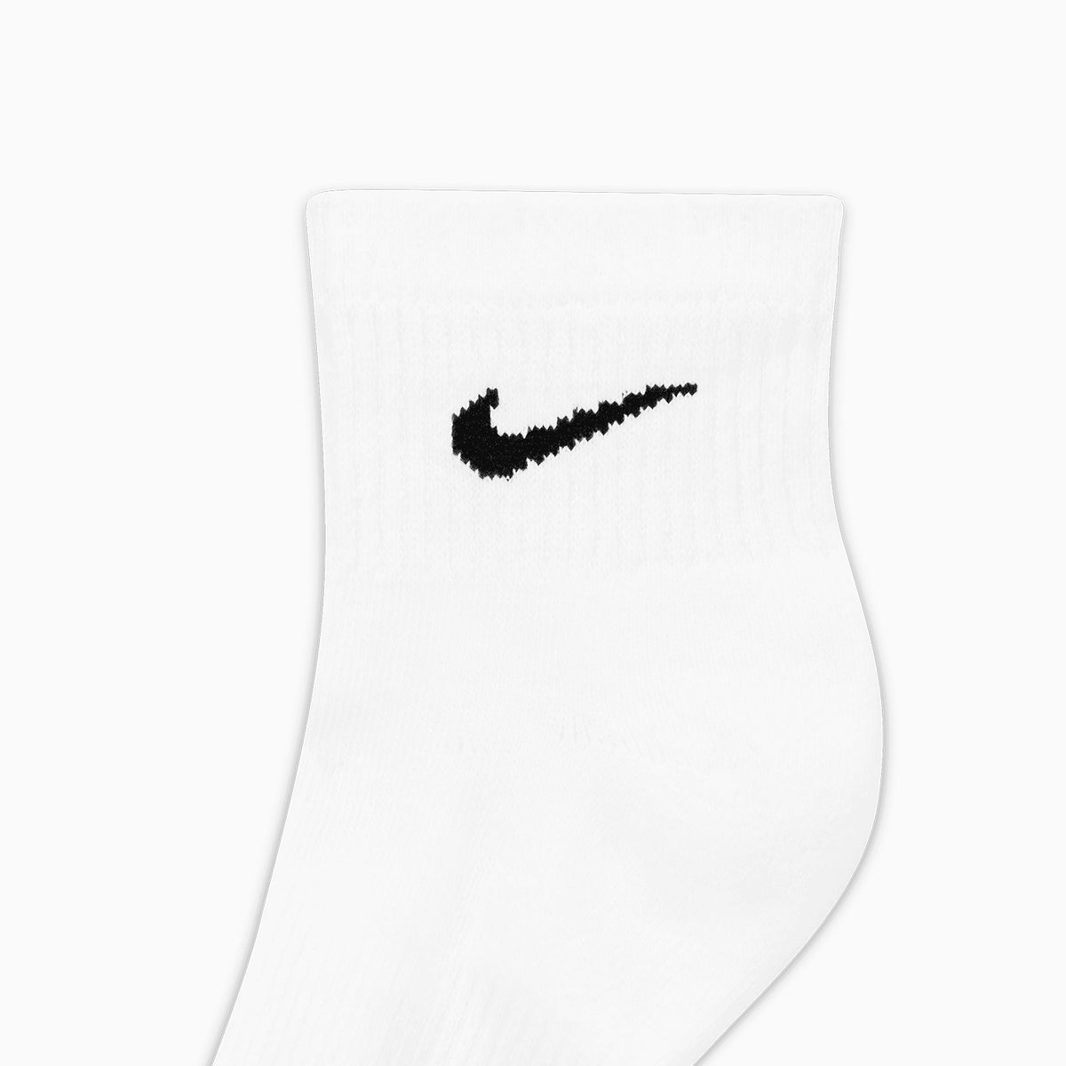 mens-nike-everyday-plus-cushioned-ankle-socks-3-pairs-sx6890-100