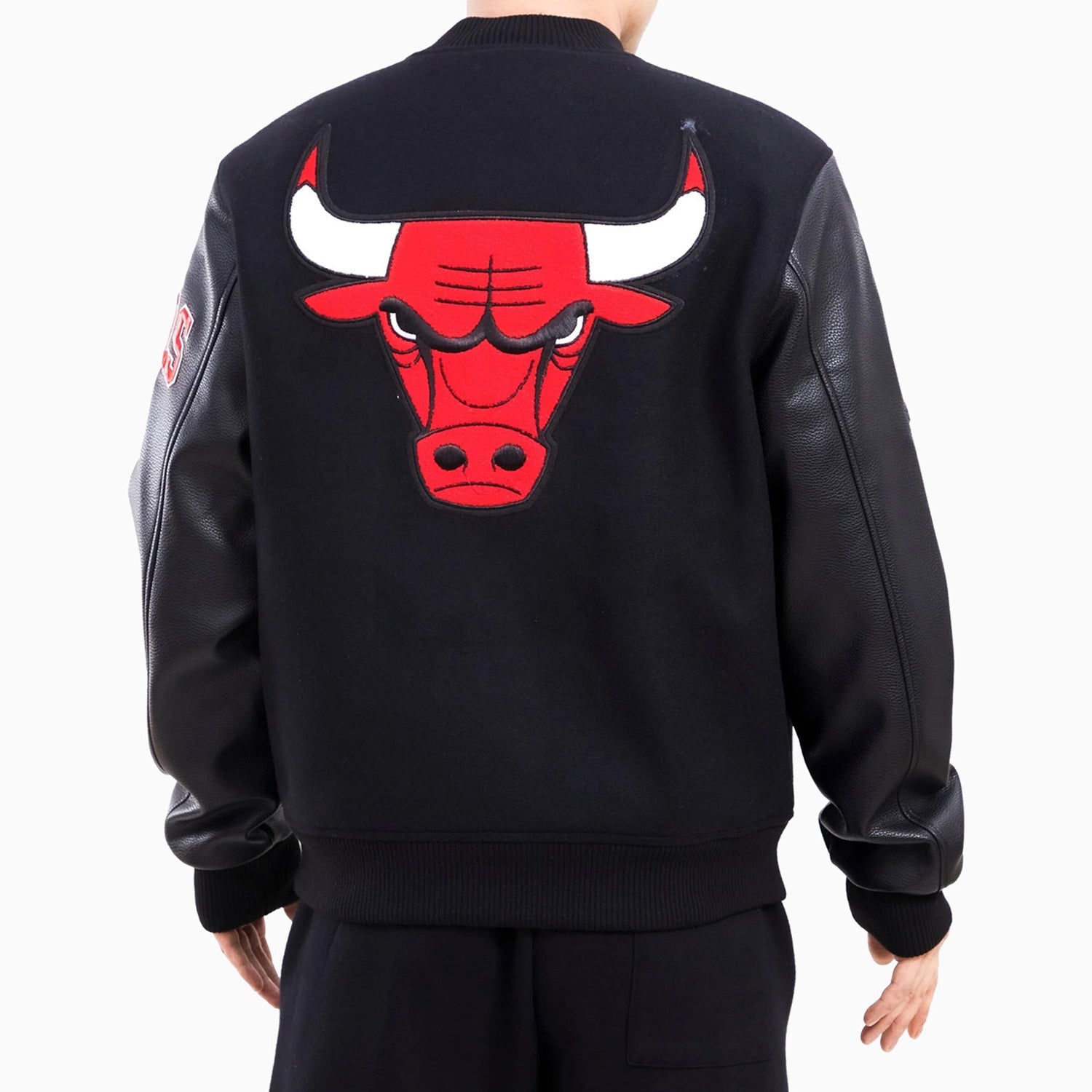 pro-standard-mens-chicago-bulls-home-town-wool-varsity-satin-jacket-bcb654362-blk