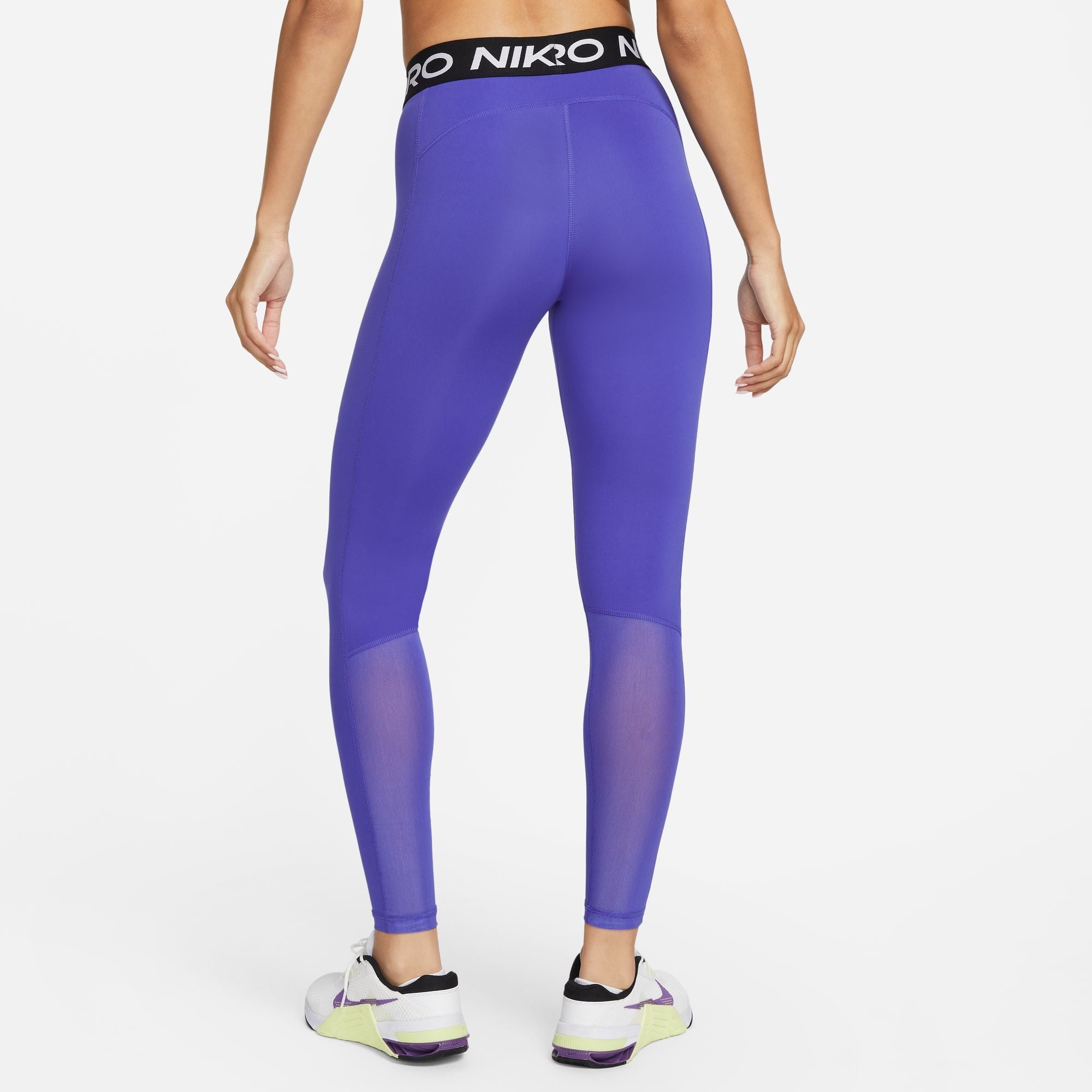 nike-womens-sportswear-phoenix-fleece-outfit-dq5872-430-cz9779-430