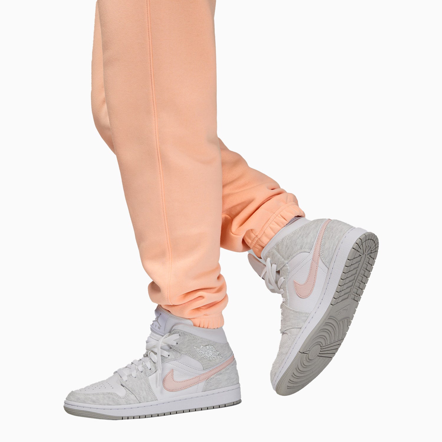 jordan-womens-jordan-brooklyn-outfit