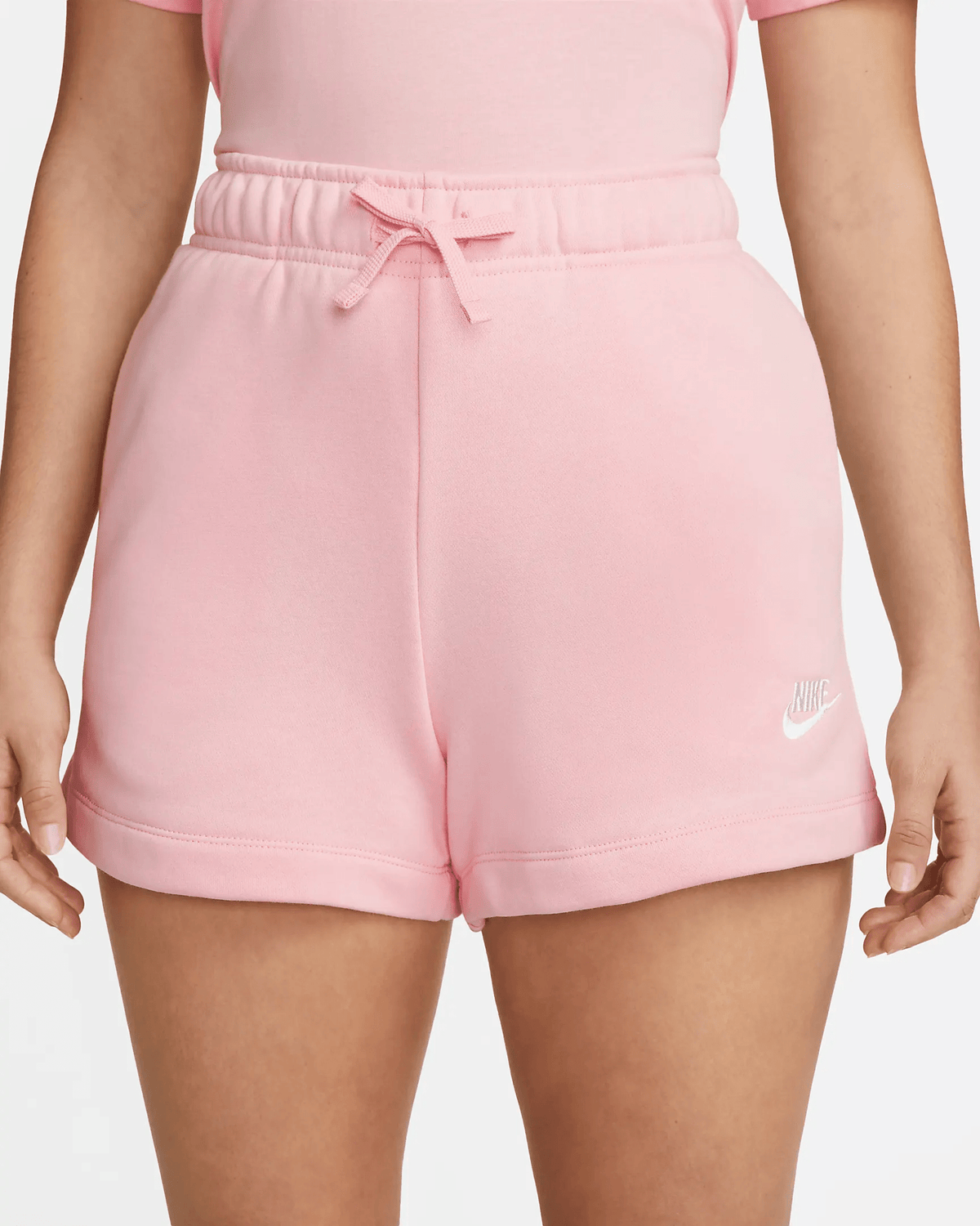 womens-nike-sportswear-club-essentials-t-shirt-and-short-outfit-dx7906-690-dq5802-690