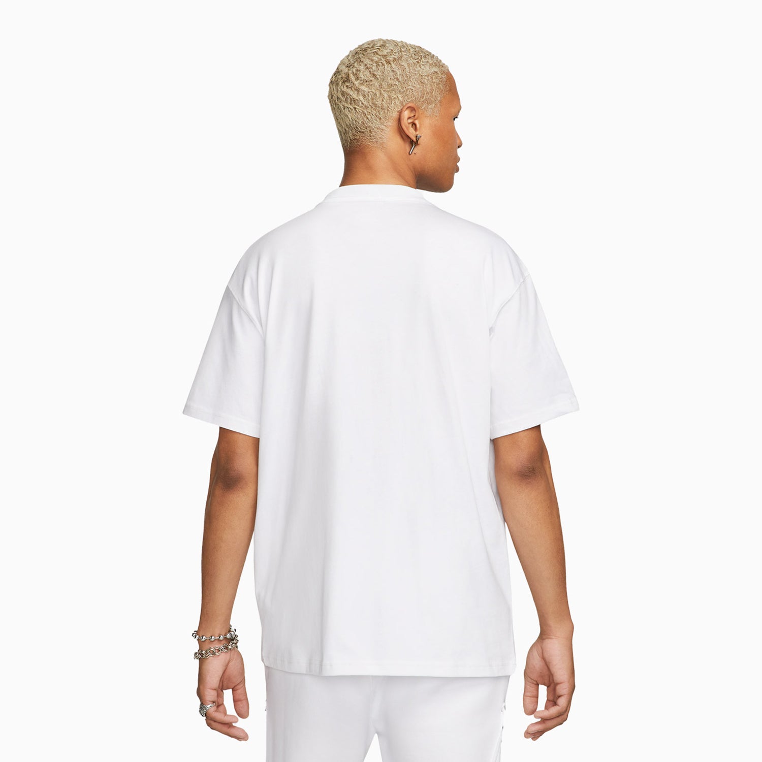 nike-mens-nike-sportswear-max90-t-shirt-and-shorts-outfitfb9803-100-dm6829-657