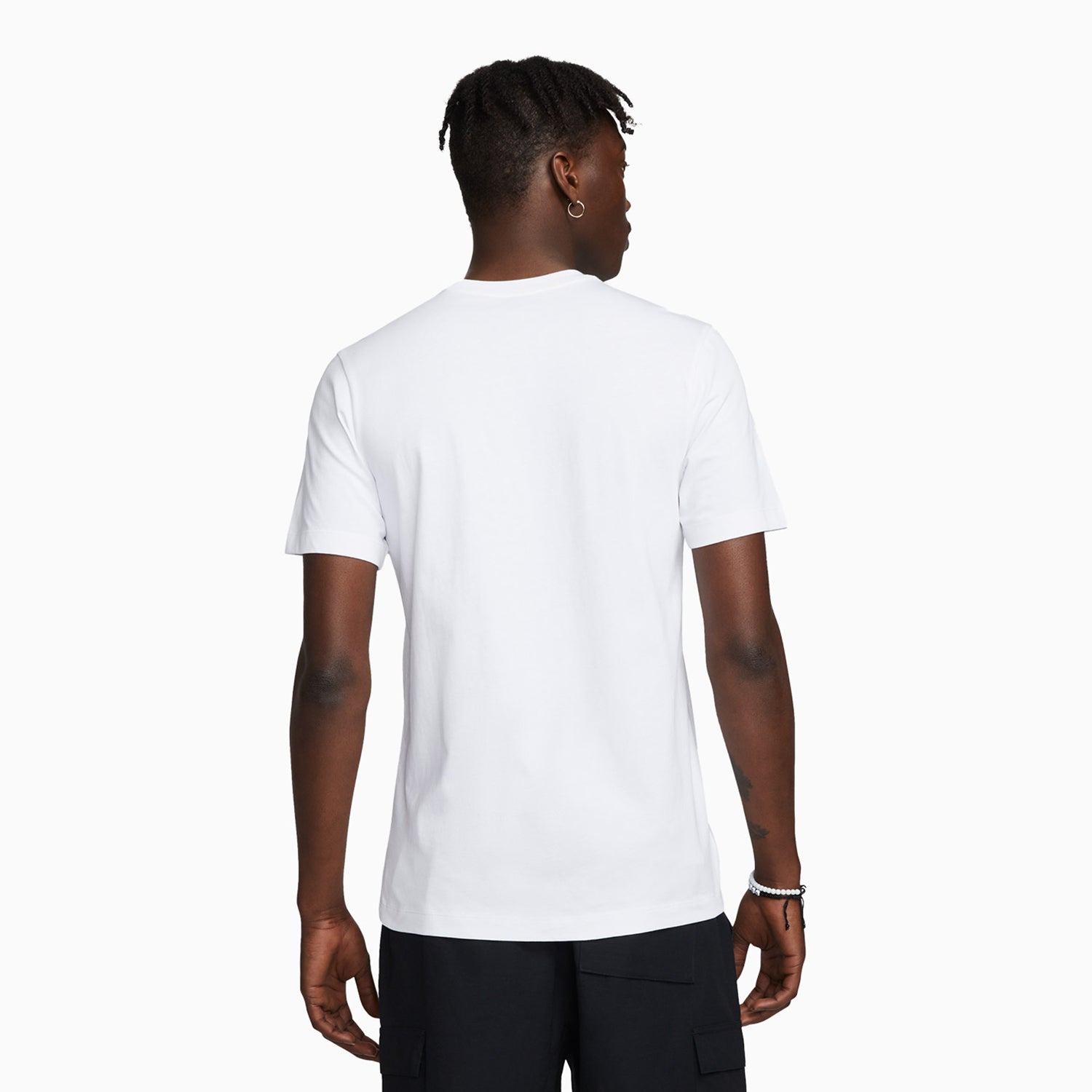 nike-mens-nike-sportswear-t-shirt-and-shorts-outfit-fb9815-100-dv9340-308