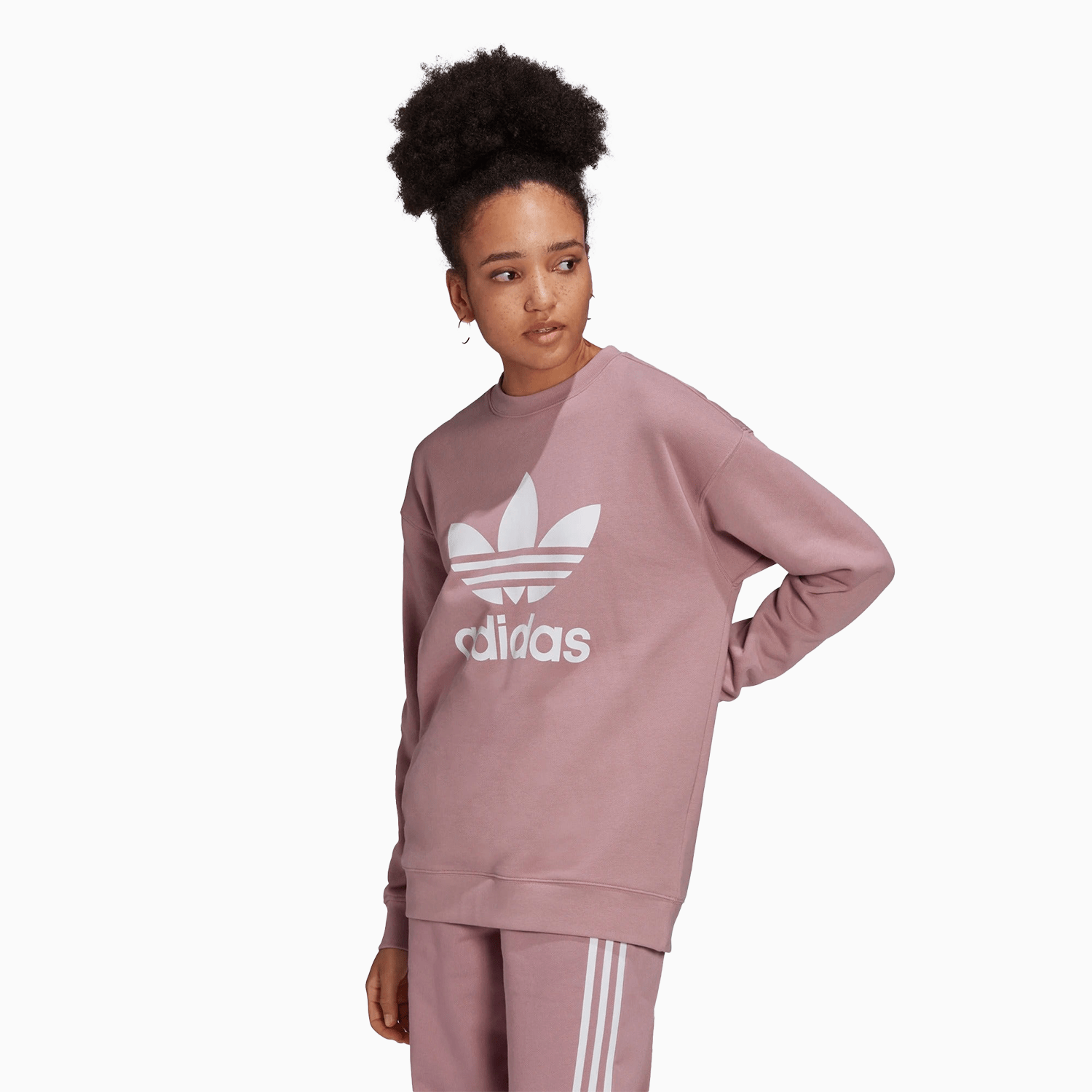 adidas-womens-trefoil-3-stripes-outfit-he9536-hc2020