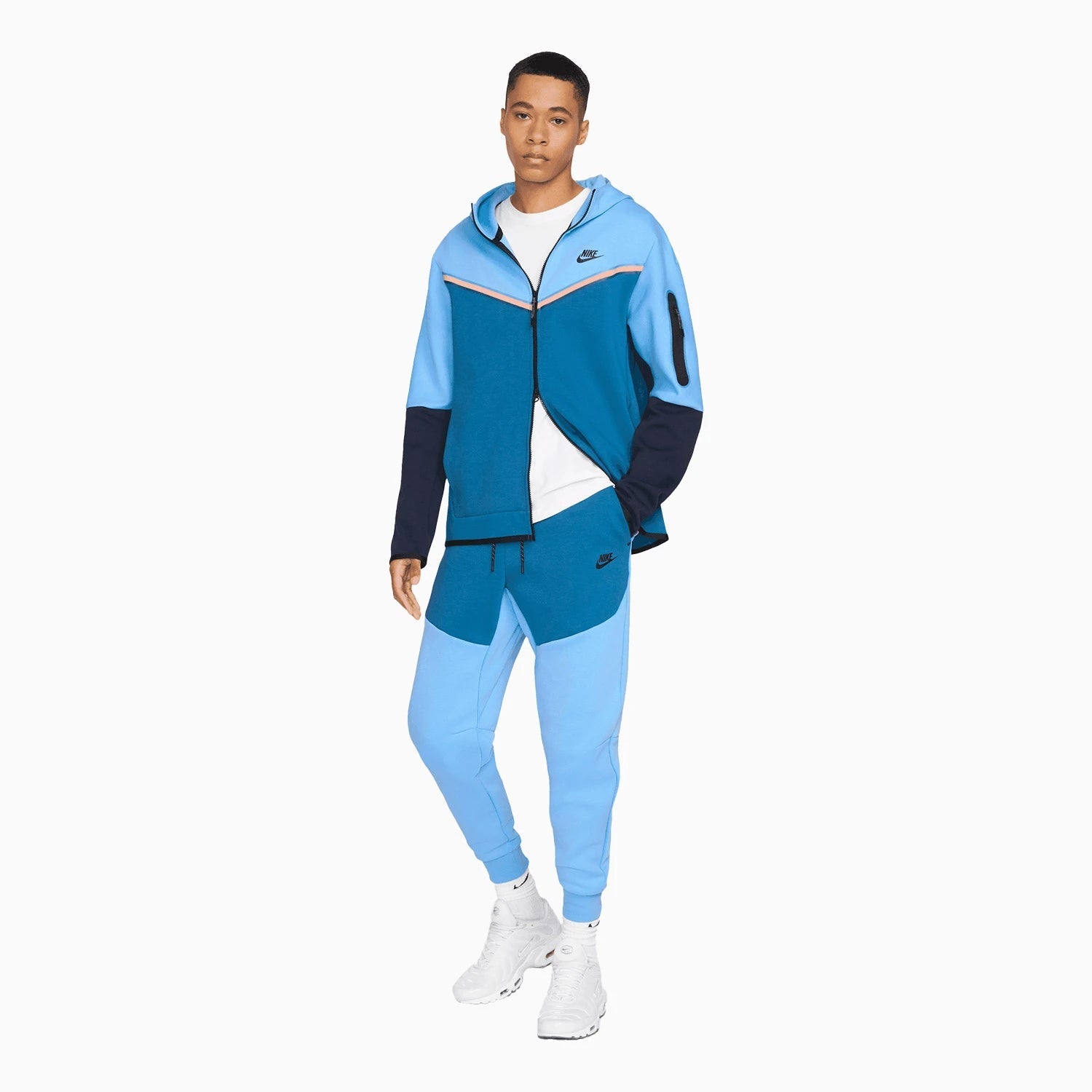 Nike Men's Sportswear Tech Fleece Tracksuit - Main Image