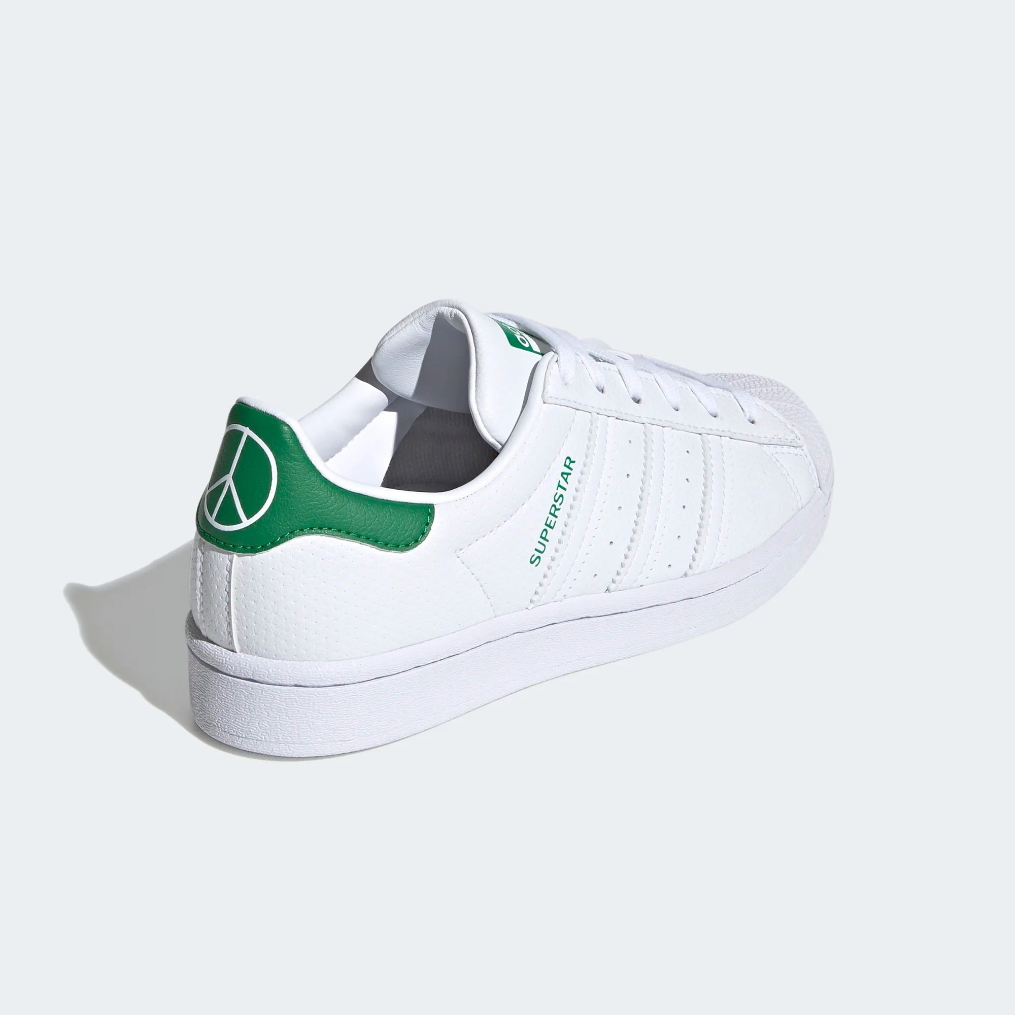 adidas-kids-superstar-shoes-grade-school-fw0818