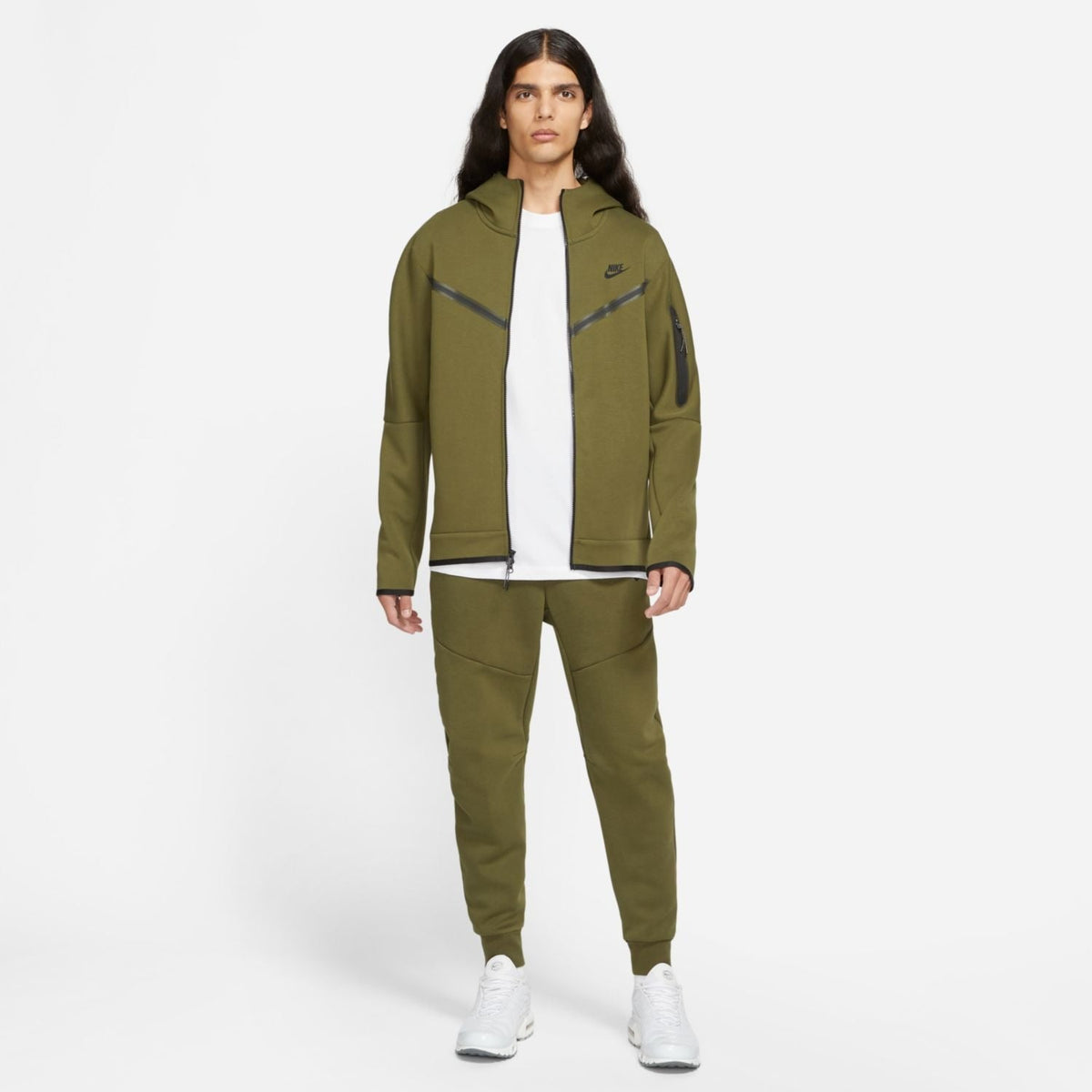 nike-mens-sportswear-tech-fleece-tracksuit-cu4489-326-cu4495-326