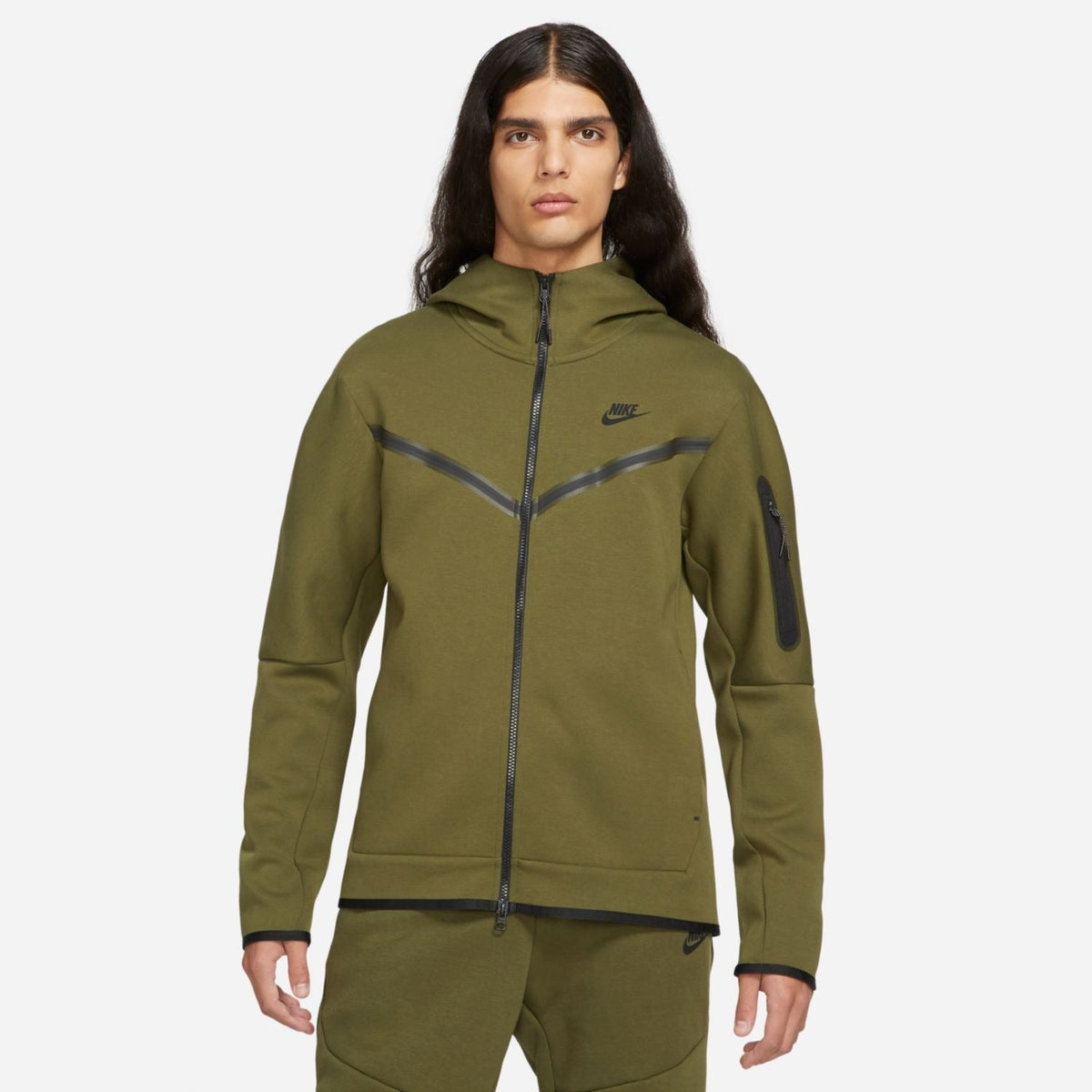 nike-mens-sportswear-tech-fleece-tracksuit-cu4489-326-cu4495-326