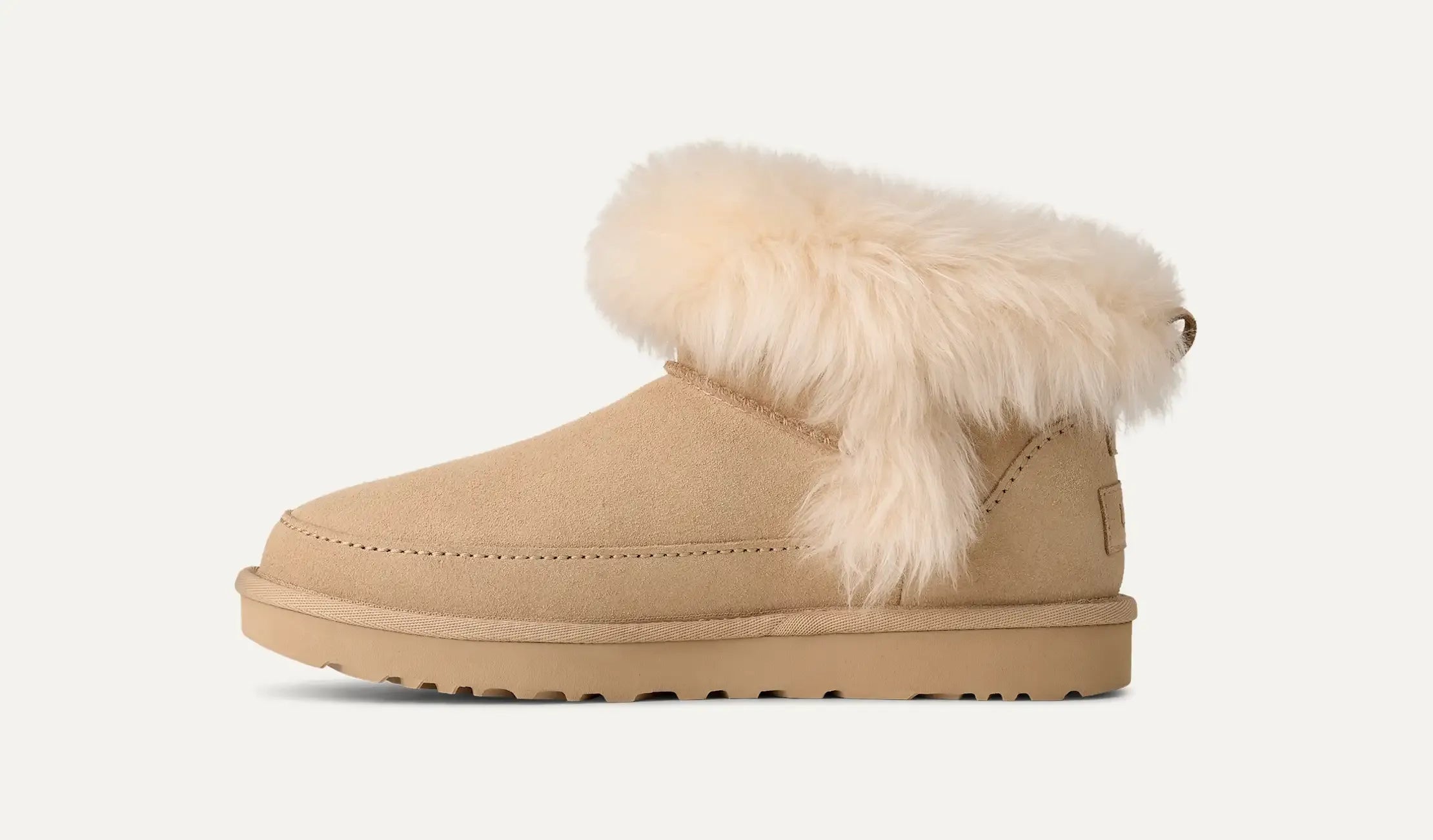 Women's Classic Ultra Mini Chalet Boot