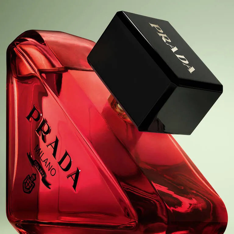 PRADA PARADOXE ラディカル　エッセンス　パルファム Paradoxe Radical Essence Parfum with Sandalwood & Salted Pistachio