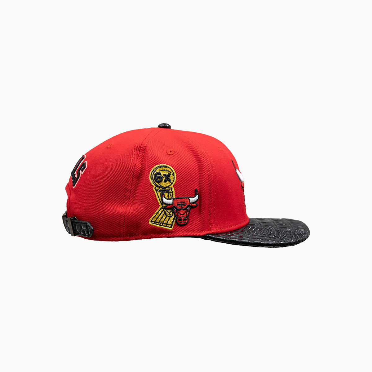 pro-standard-chicago-bulls-nba-hat-with-leather-visor-bcb756501a1-rbk