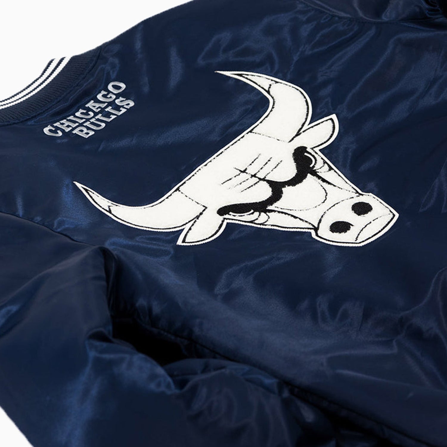 starter-mens-chicago-bulls-nba-varsity-satin-jacket-ls13n460-cgb-lx13n460-cgb