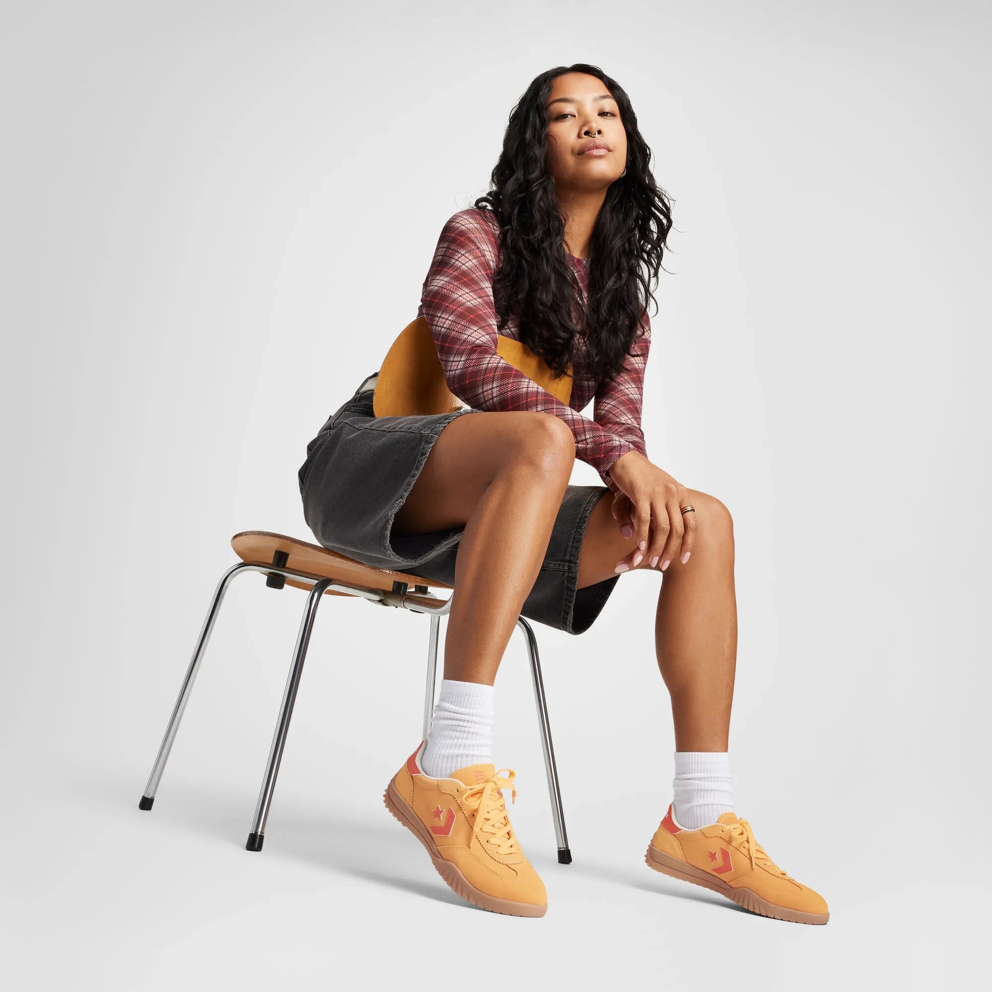 Run Star Trainer Suede Converse - Tops and Bottoms USA