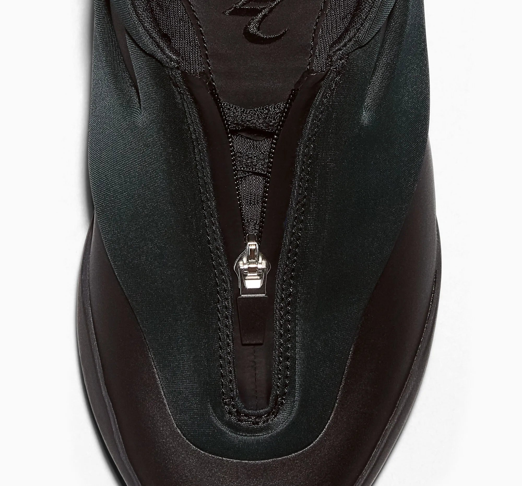 SHAI 001 "Charm Black"