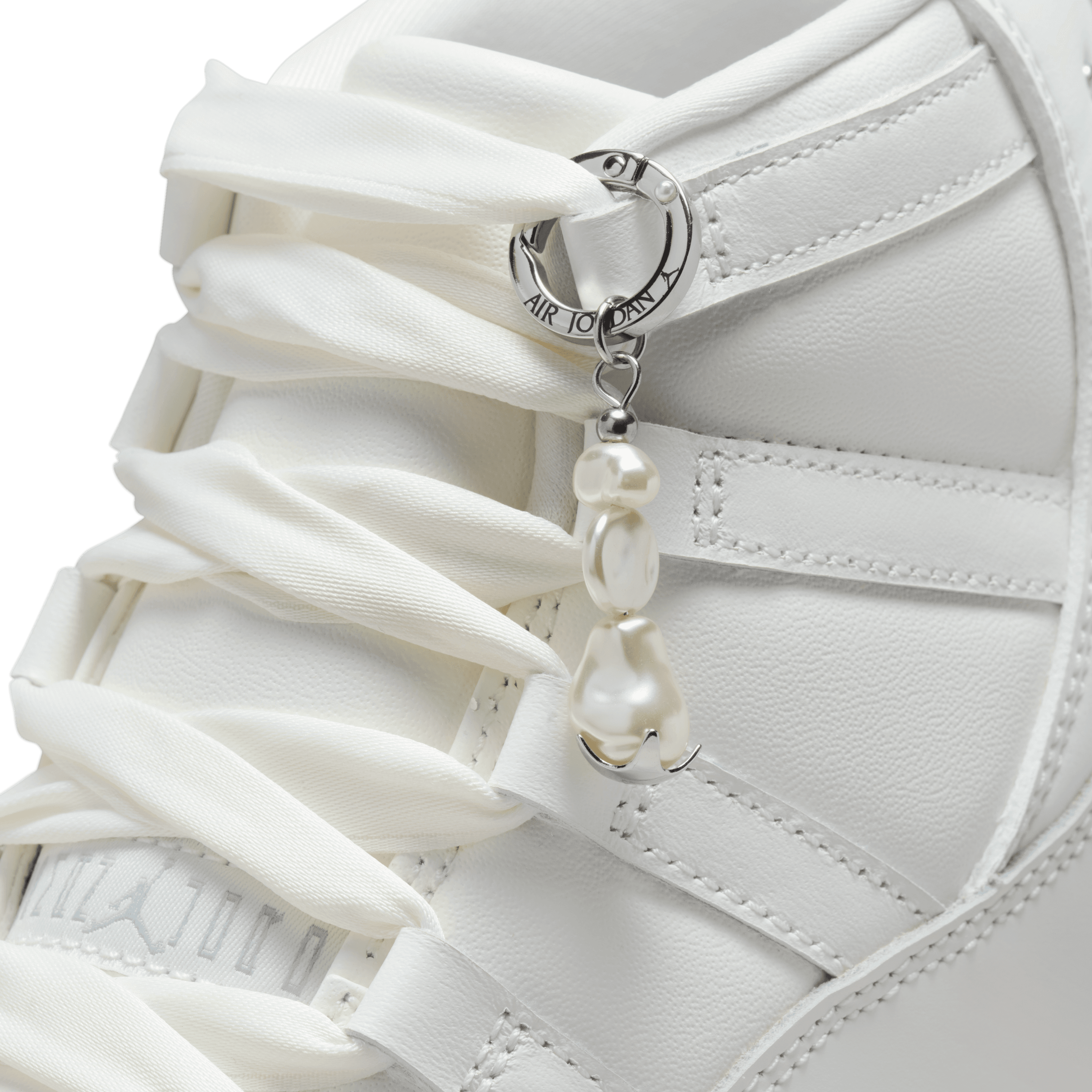 Women's Air Jordan 11 Retro "Pearl"