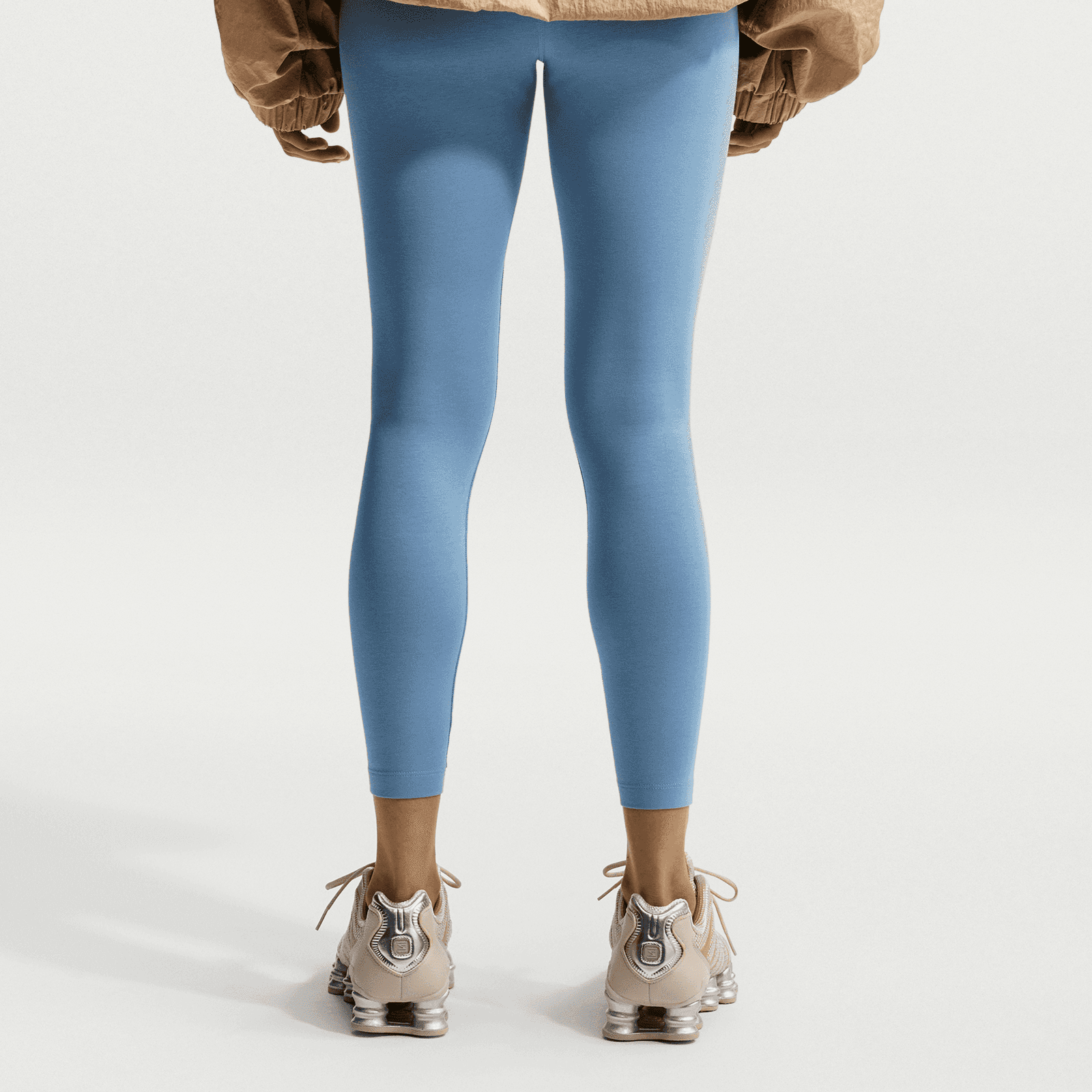 Women's Sportswear Essentials Outfit