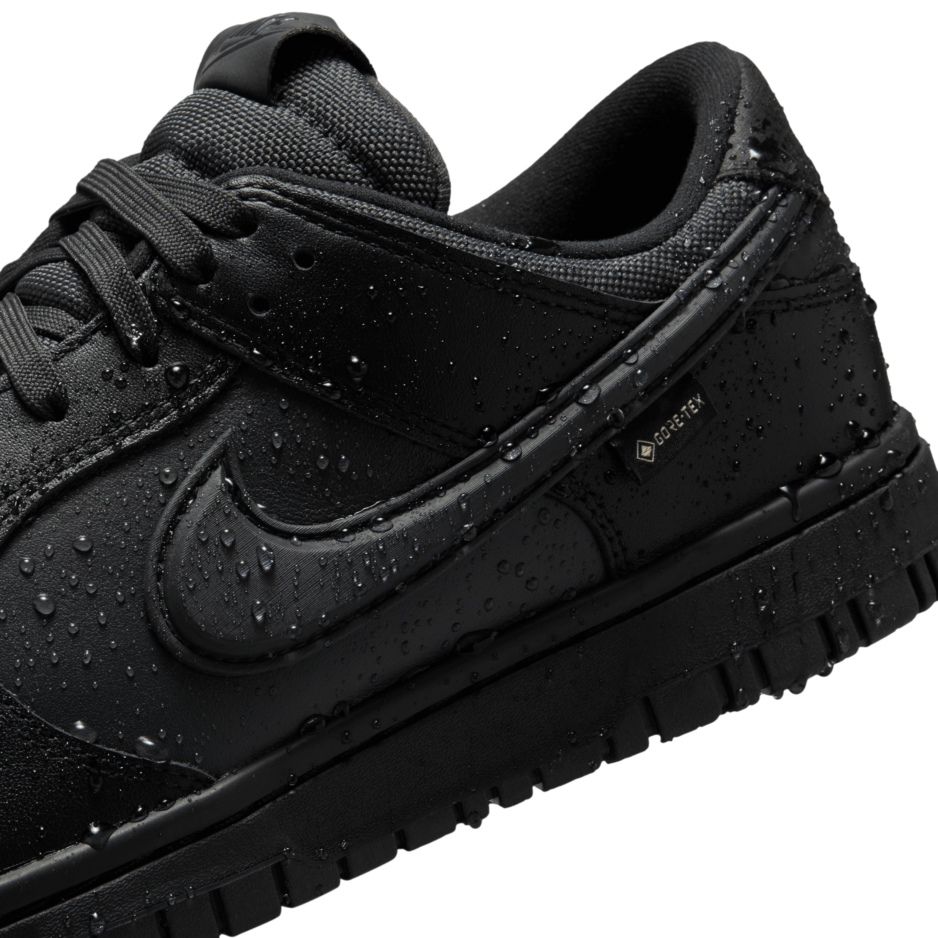 Men's Dunk Low Gore-Tex "Triple Black"
