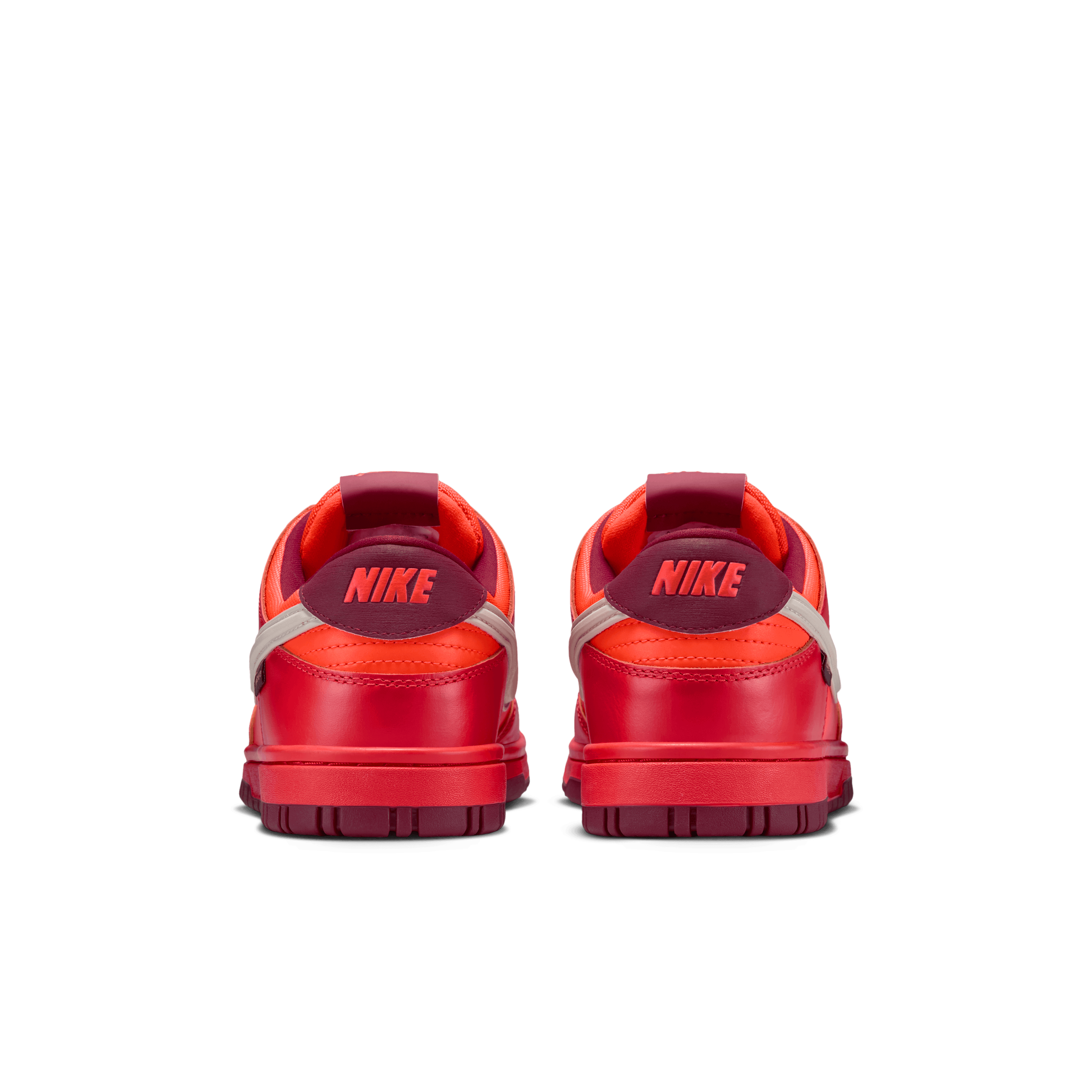 Men's Dunk Low Gore-Tex "Crimson"