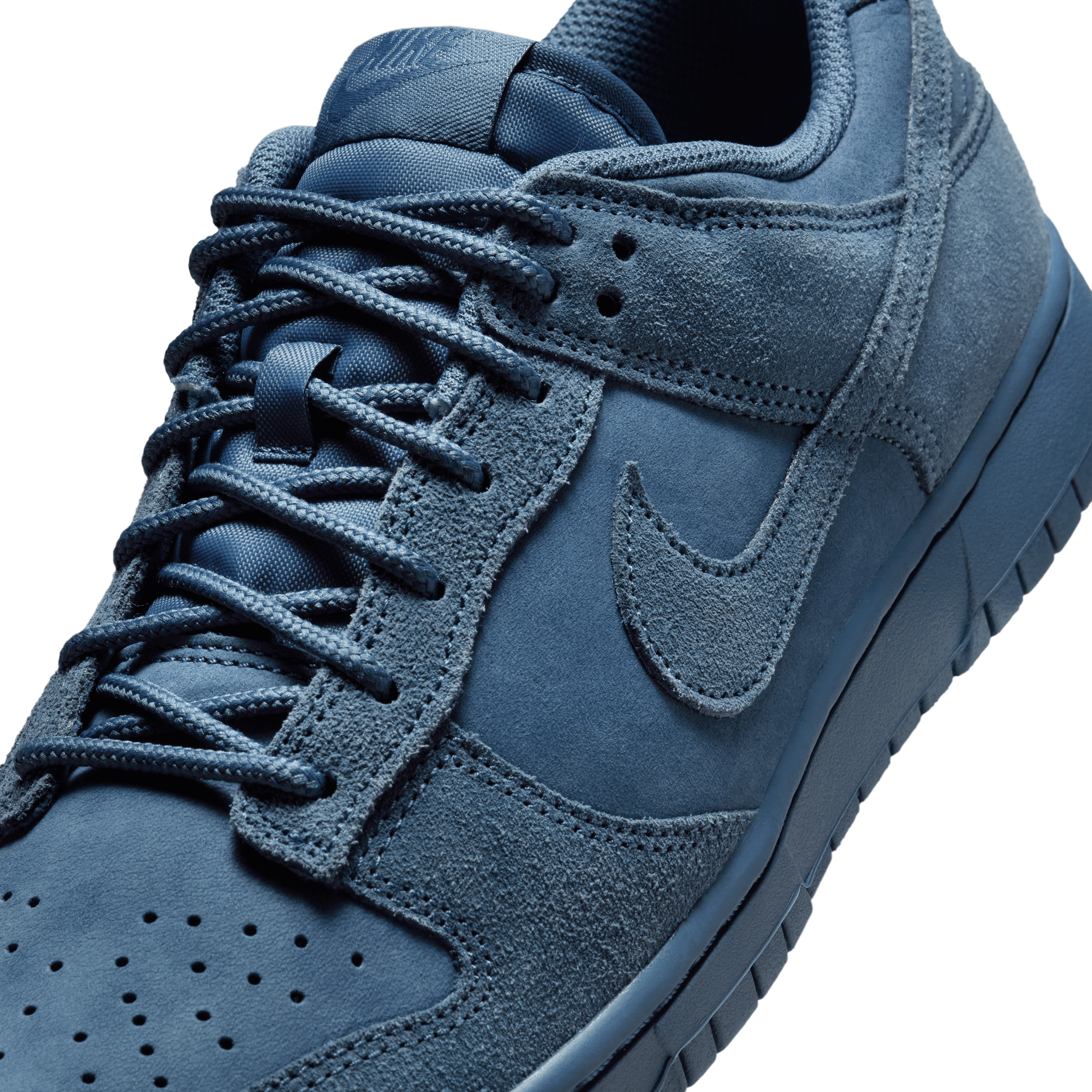 Men's Dunk Low Retro SE "Diffused Blue"