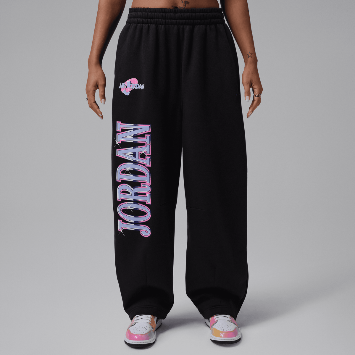 Women's Jordan Brooklyn Space Jam Fleece Outfit