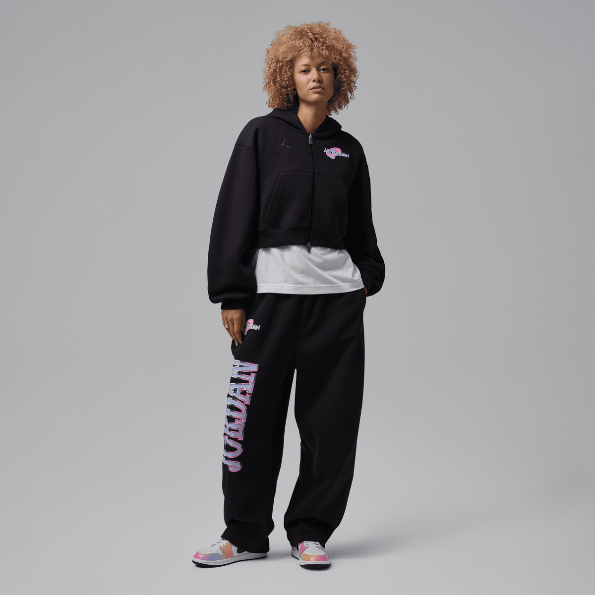 Women's Jordan Brooklyn Space Jam Fleece Outfit