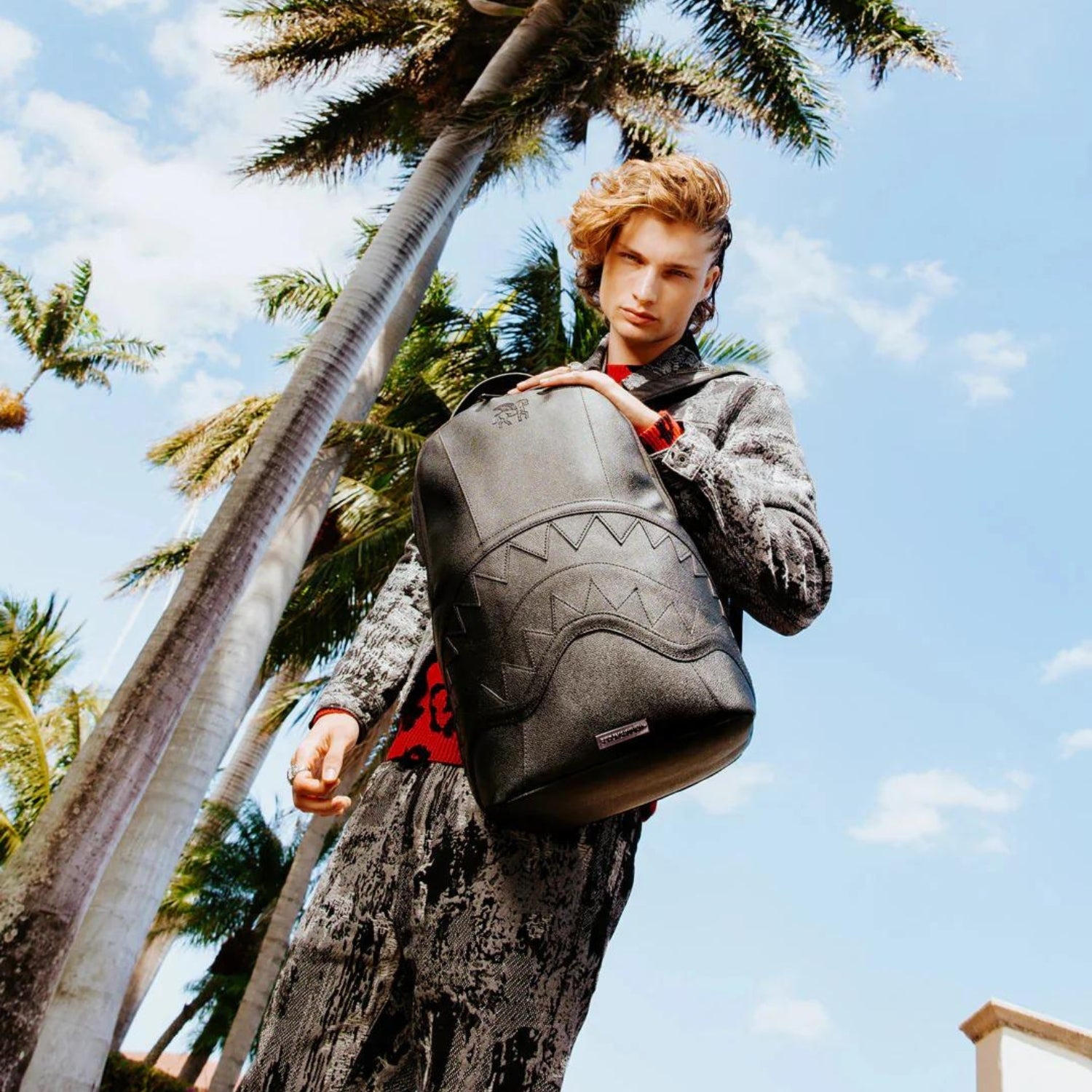 sprayground-blackout-raceway-dlxsv-backpack-b6387-blk