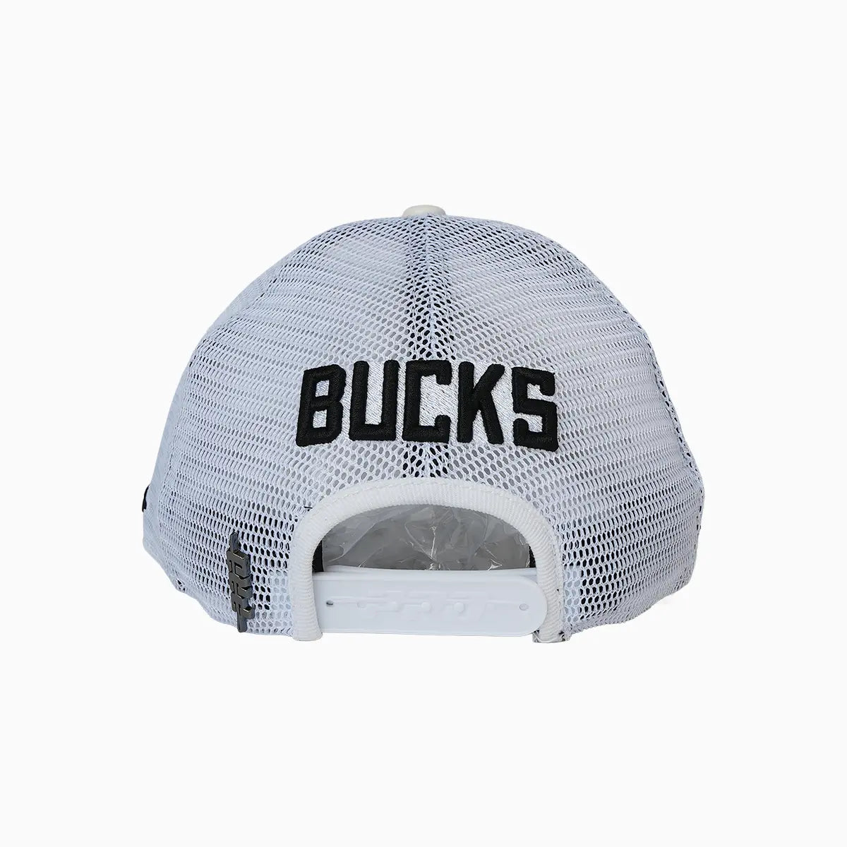 Milwaukee Bucks NBA Trucker Hat