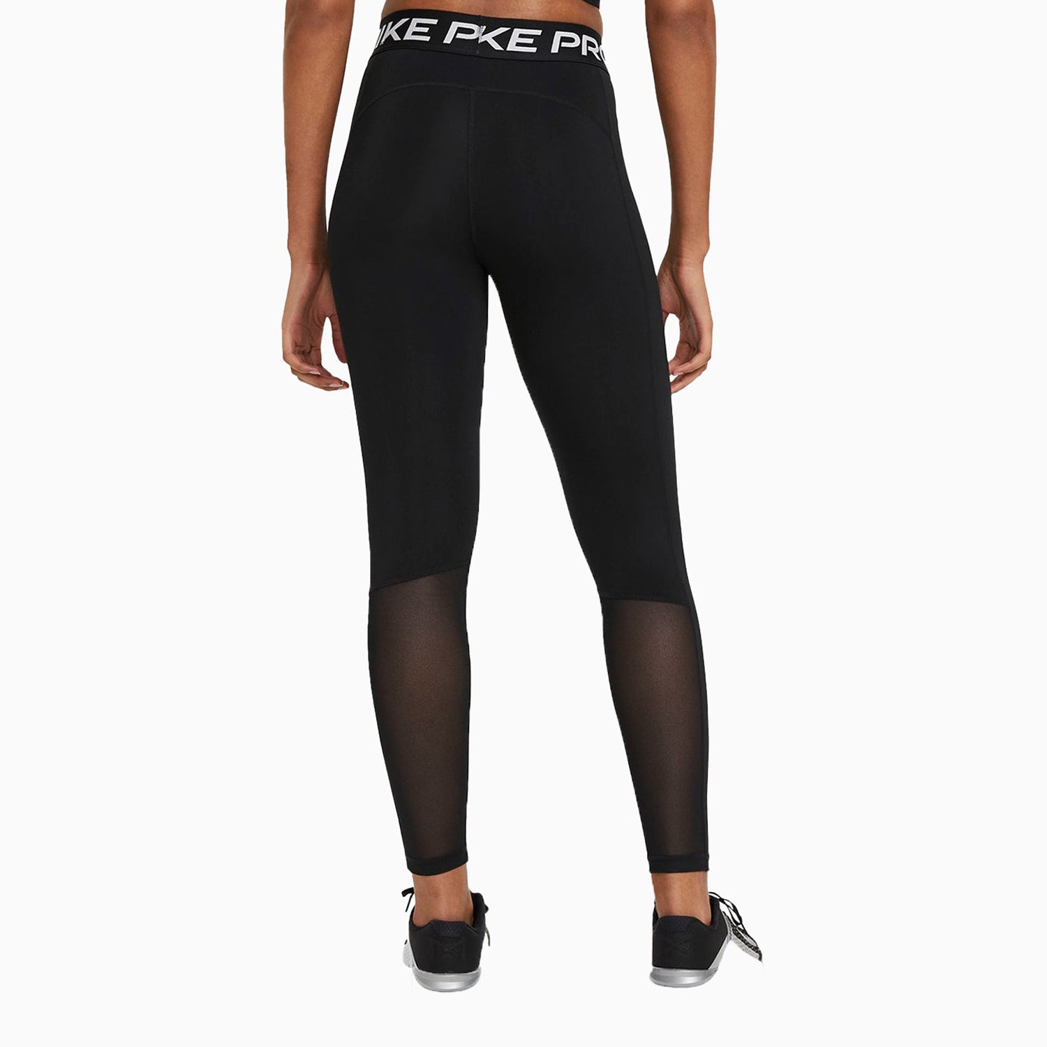 nike-womens-sportswear-plush-pro-outfit-dq6842-070-cz9779-010