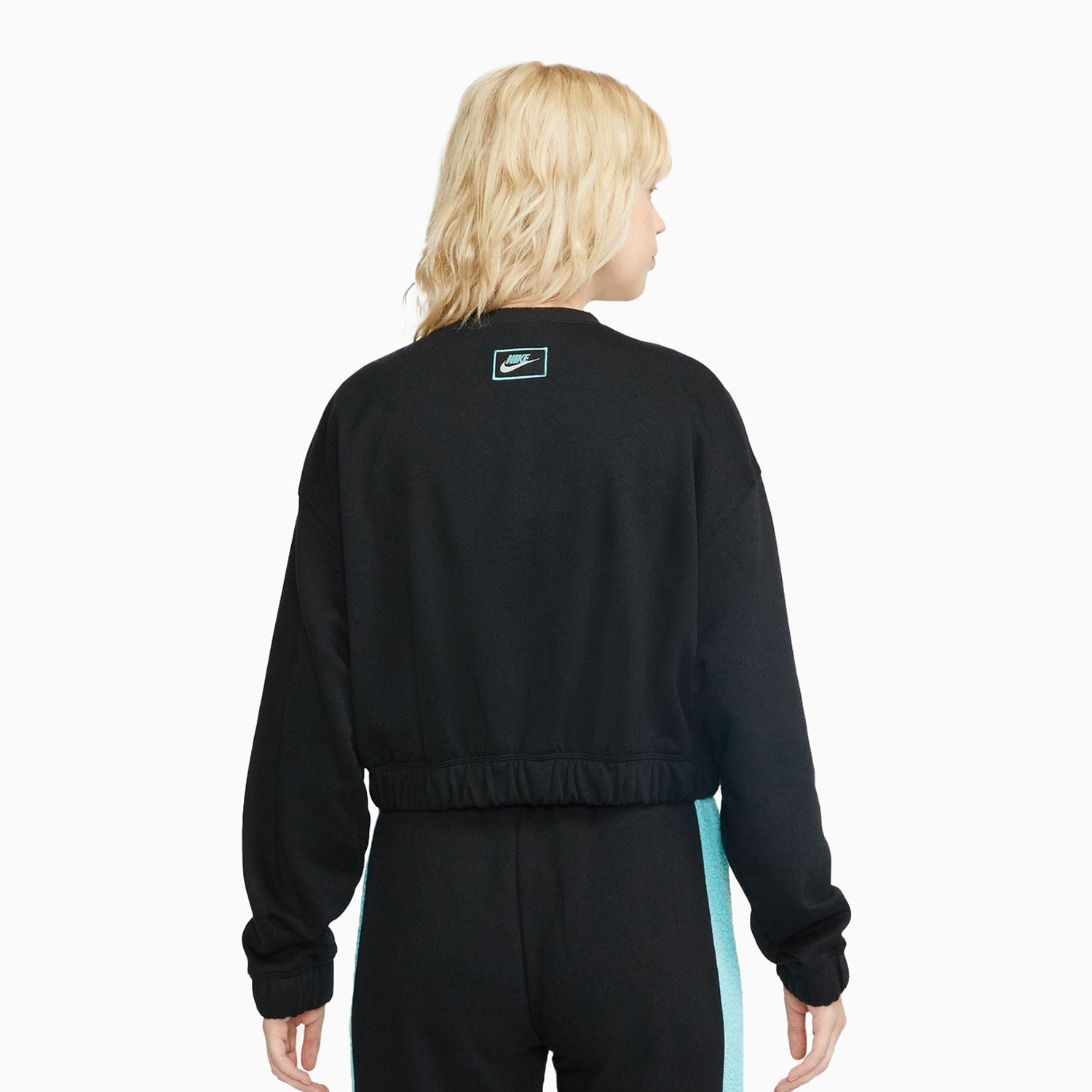 nike-womens-sportswear-icon-clash-outfit-dd5069-010-dd5371-010
