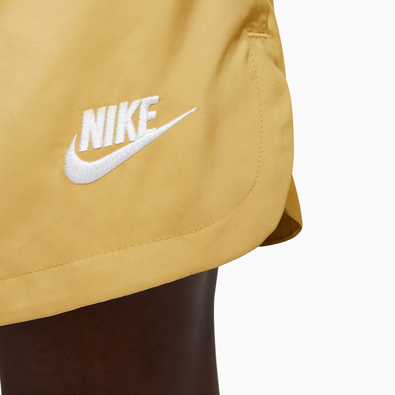 nike-mens-sportswear-sport-essentials-outfit-fb9772-100-dm6829-725