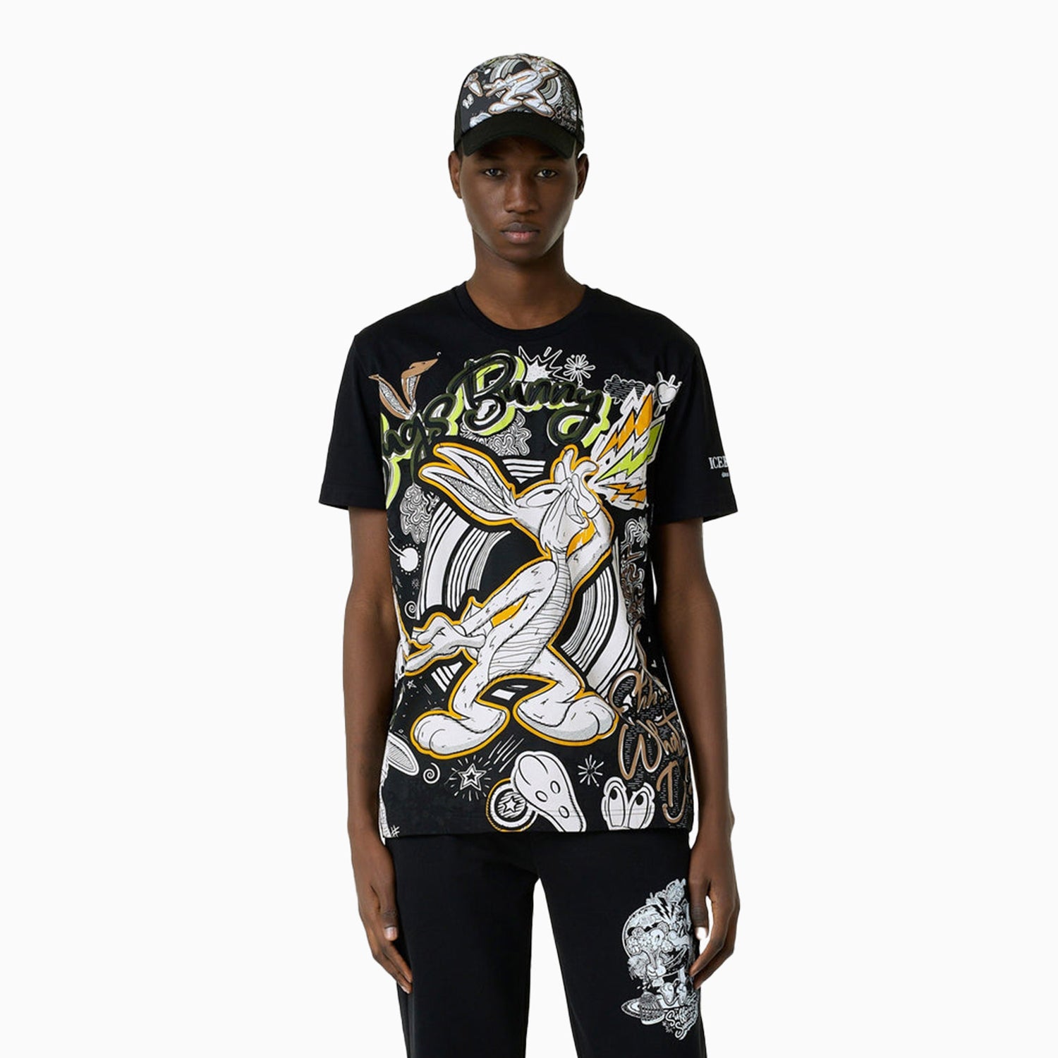 iceberg-mens-looney-tunes-maxi-print-t-shirt-f02d-6320-9000