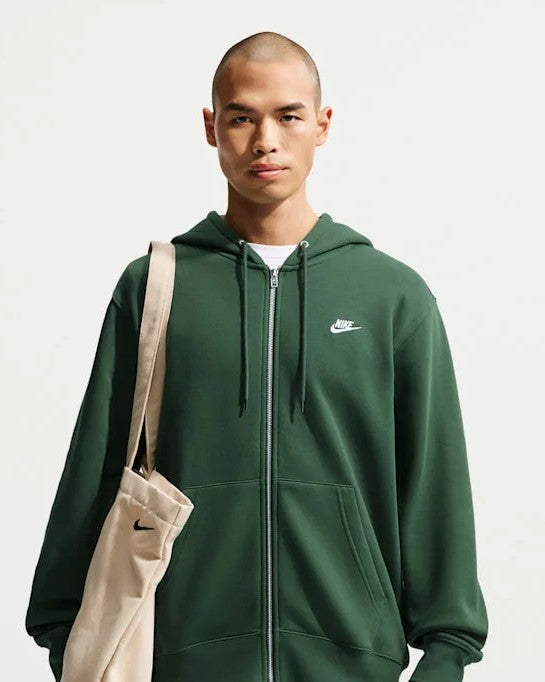 Men's Sportswear Club Outfit