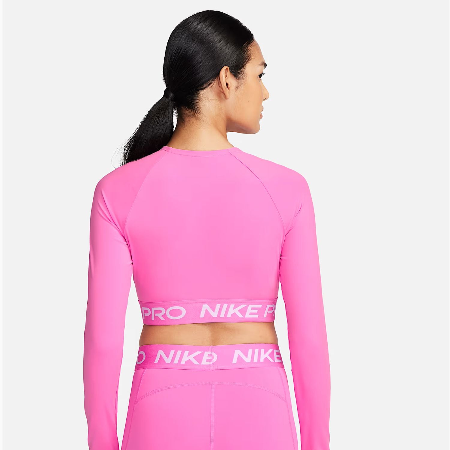 Women's Dri-Fit Cropped Outfit