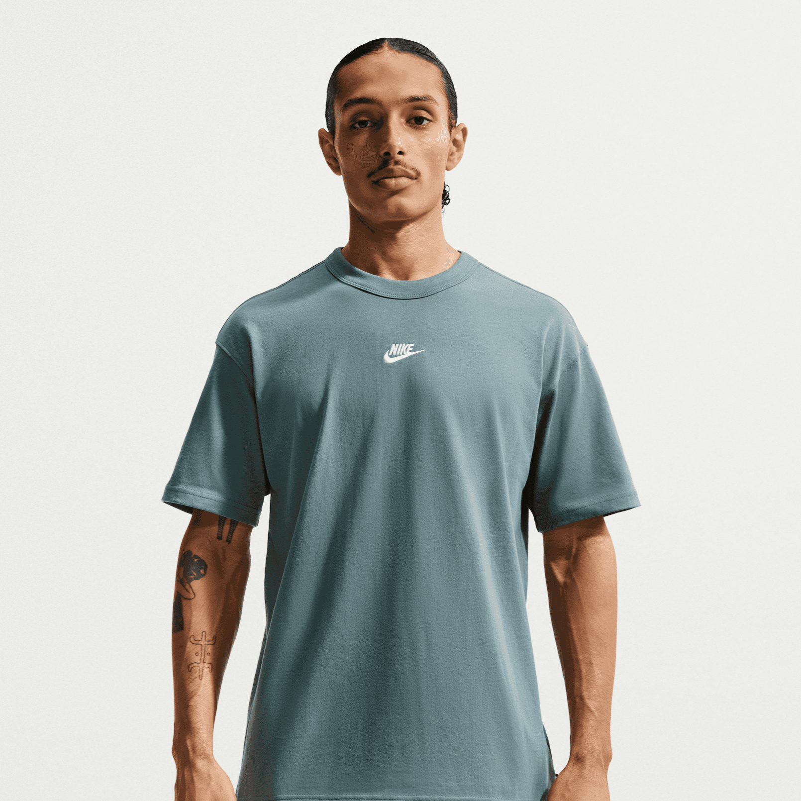 Men's Sportswear T-Shirt and Shorts Outfit
