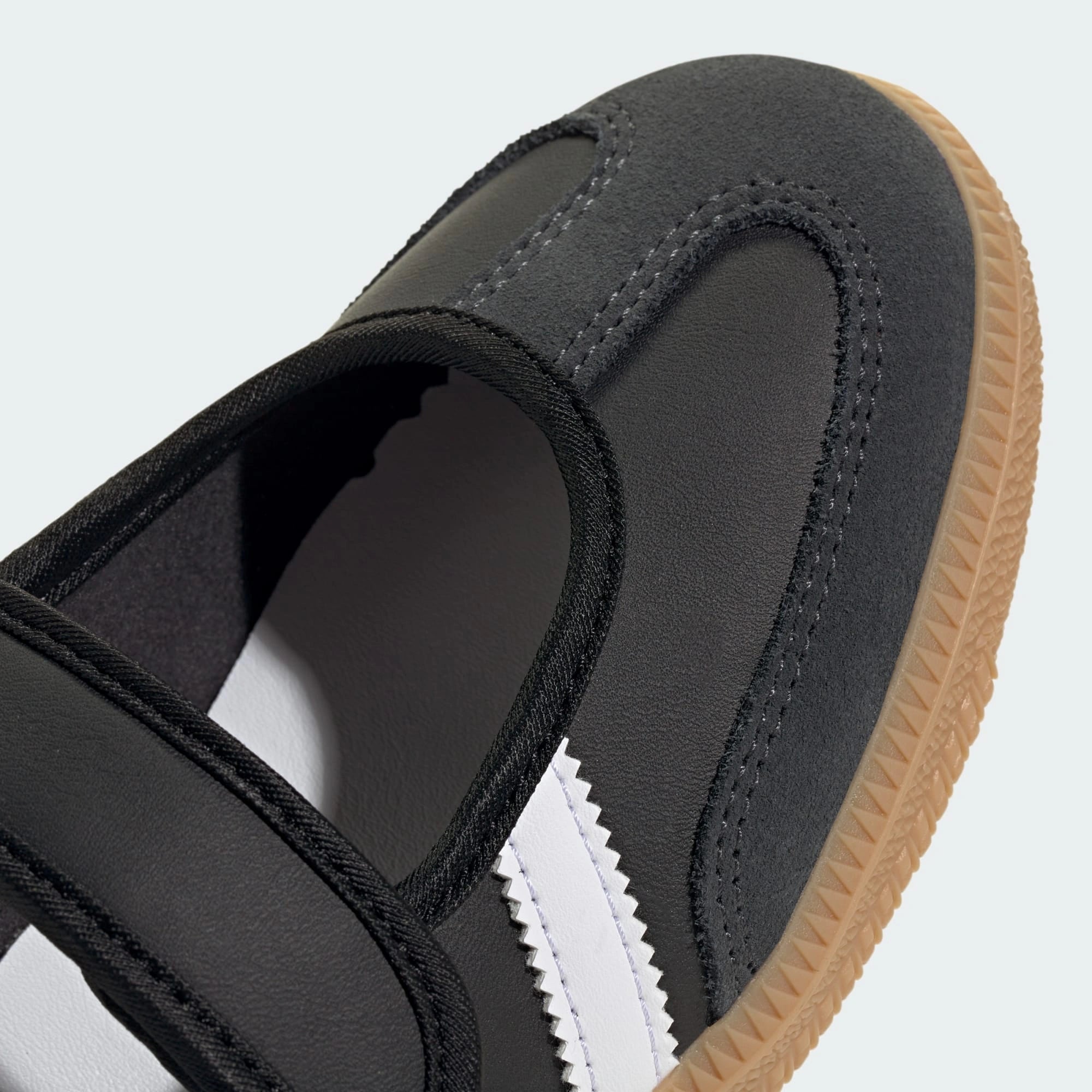 Kid's Originals Samba Jane "Black White Gum" Grade School