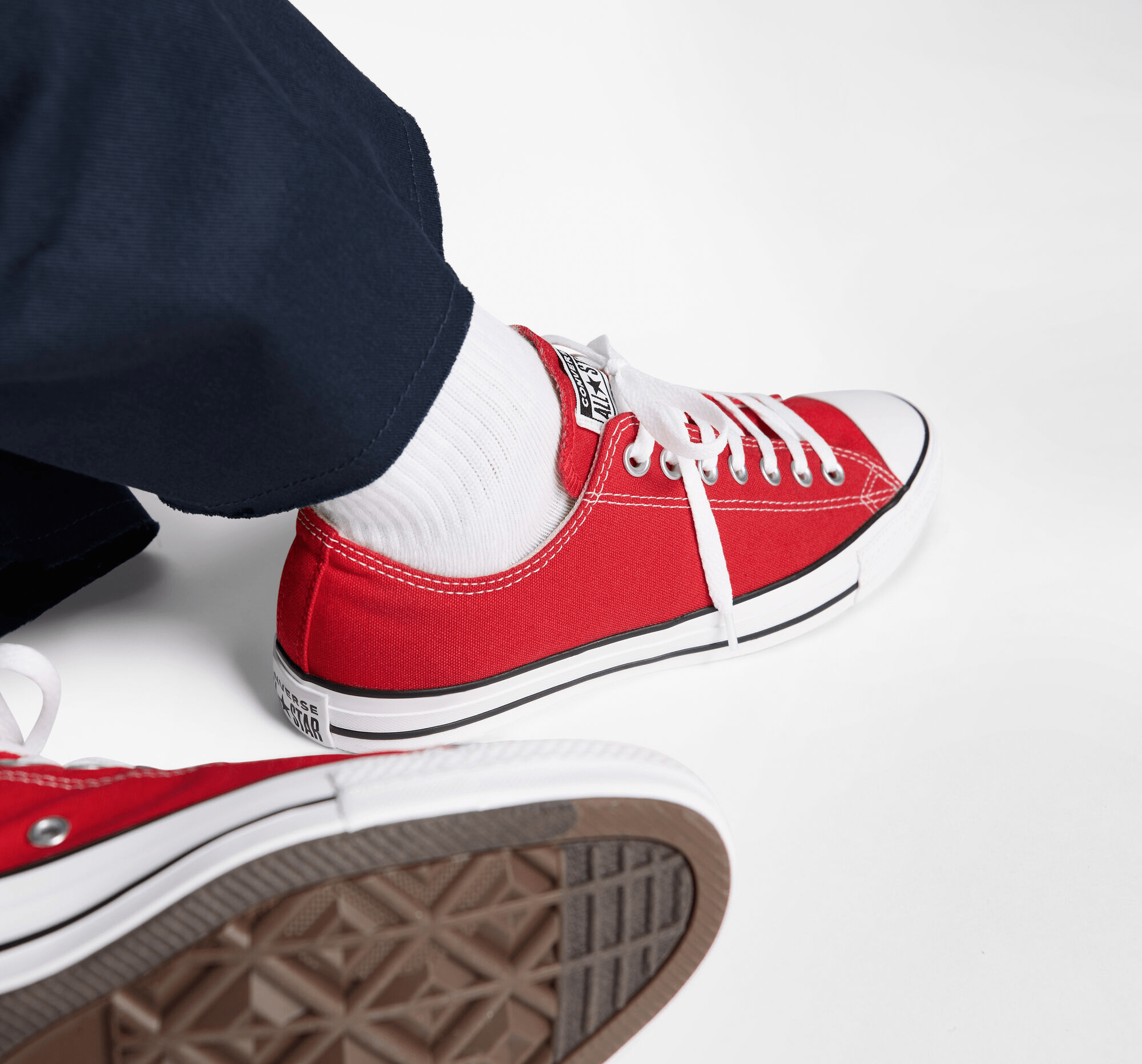 converse-chuck-taylor-all-star-ox-shoes-m9696