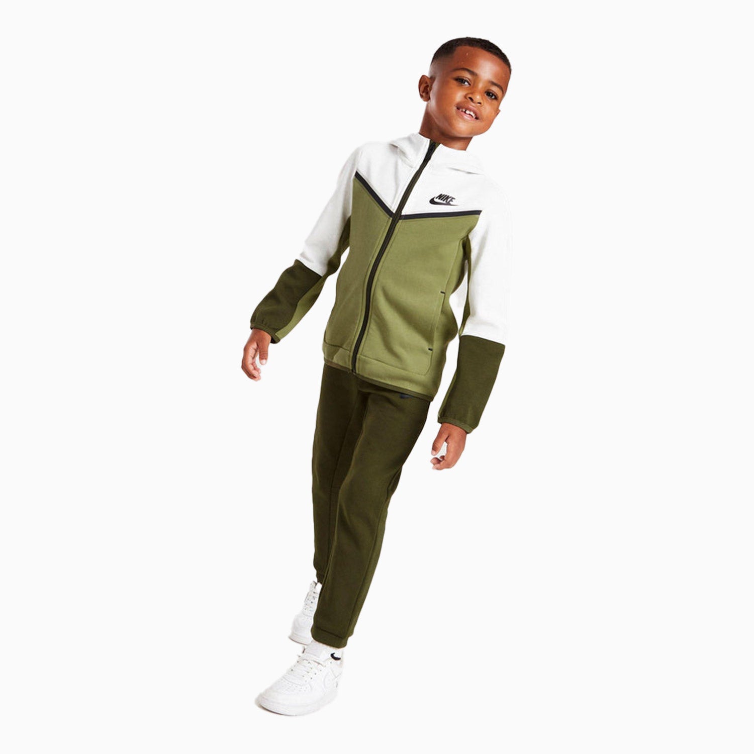 nike-kids-sportswear-tech-fleece-outfit-86h052-eco