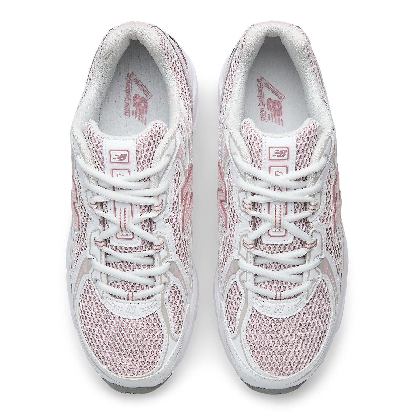New Balance 740 