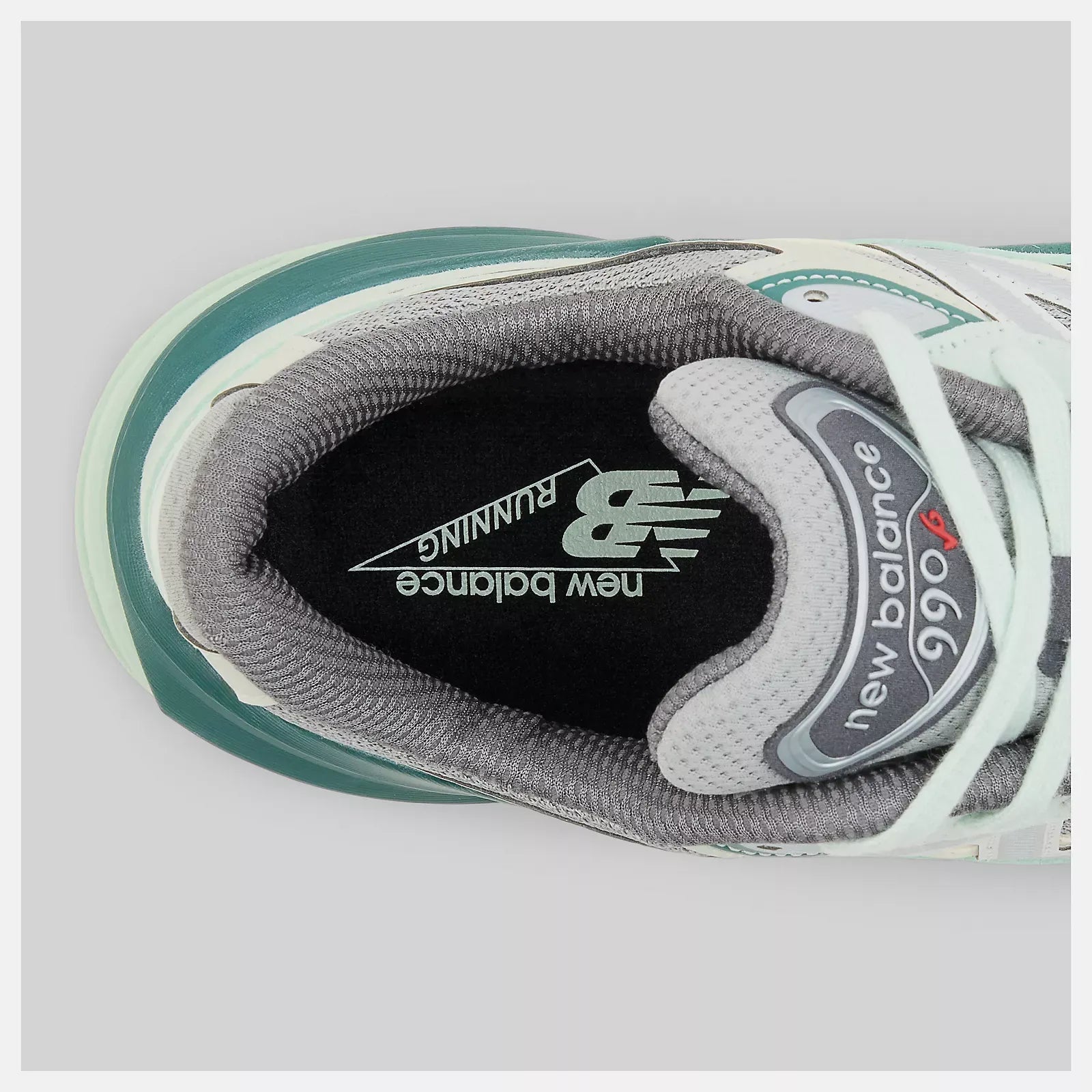 990V6 Made In USA "Community Mint"