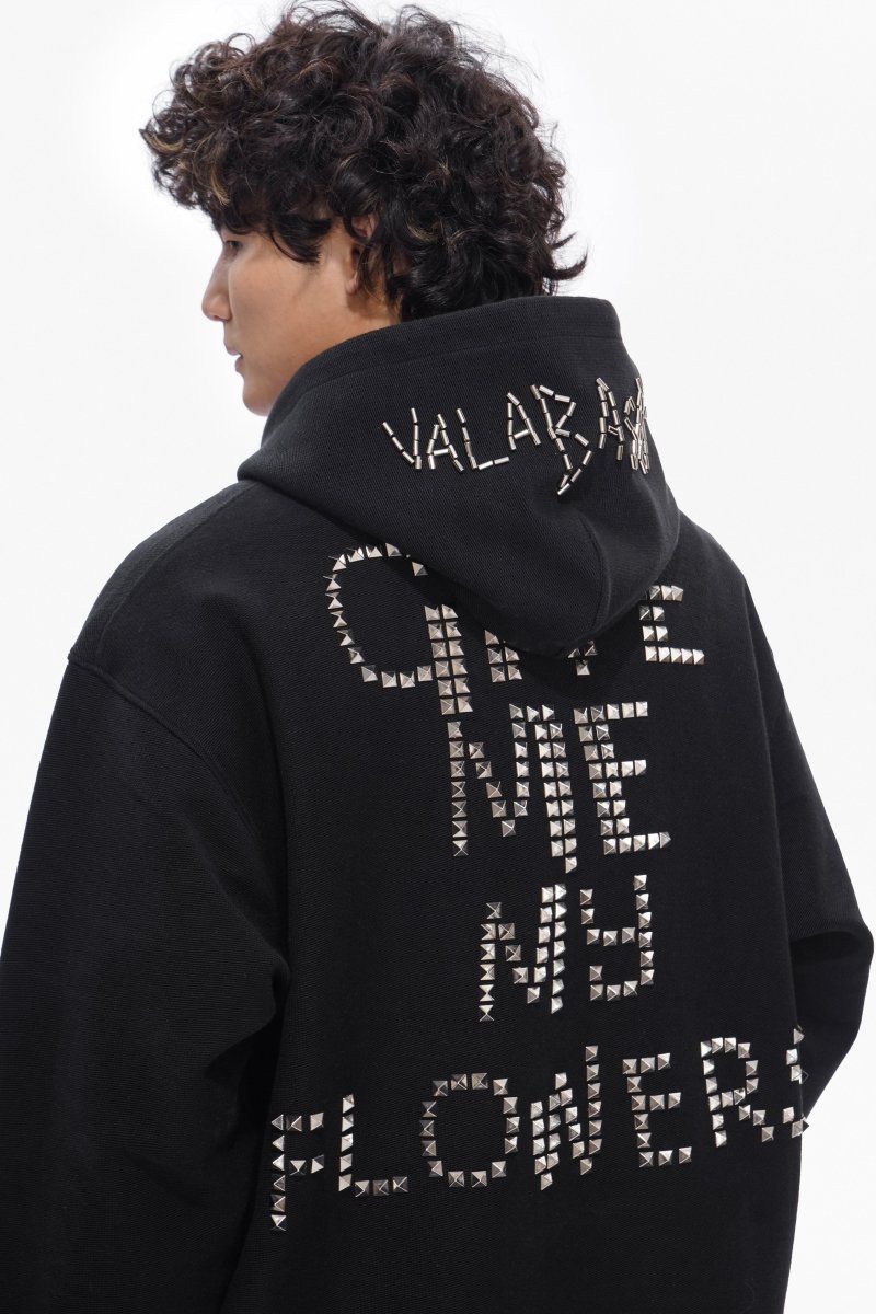 Men's Hand It Saturn Outfit