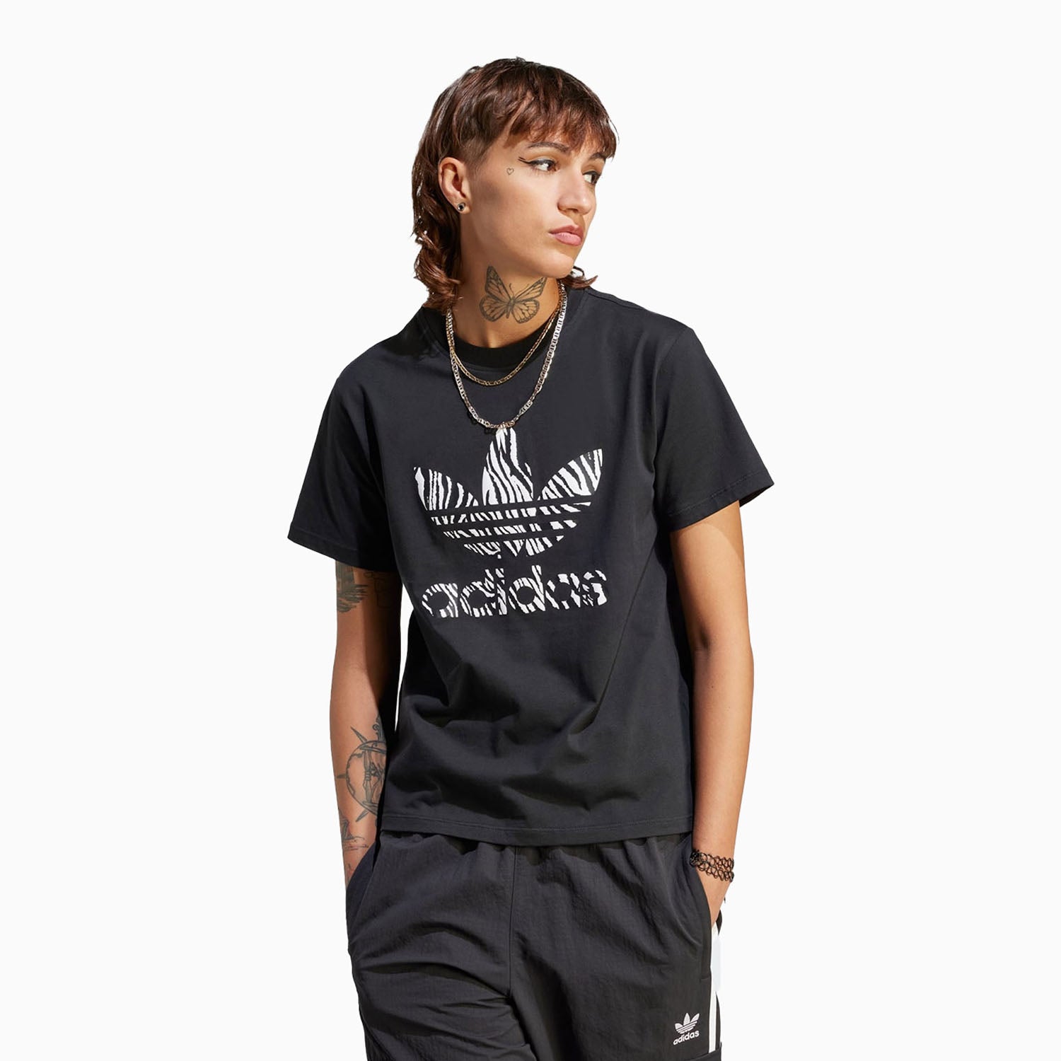 adidas-womens-zebra-animal-print-outfit-ii0911