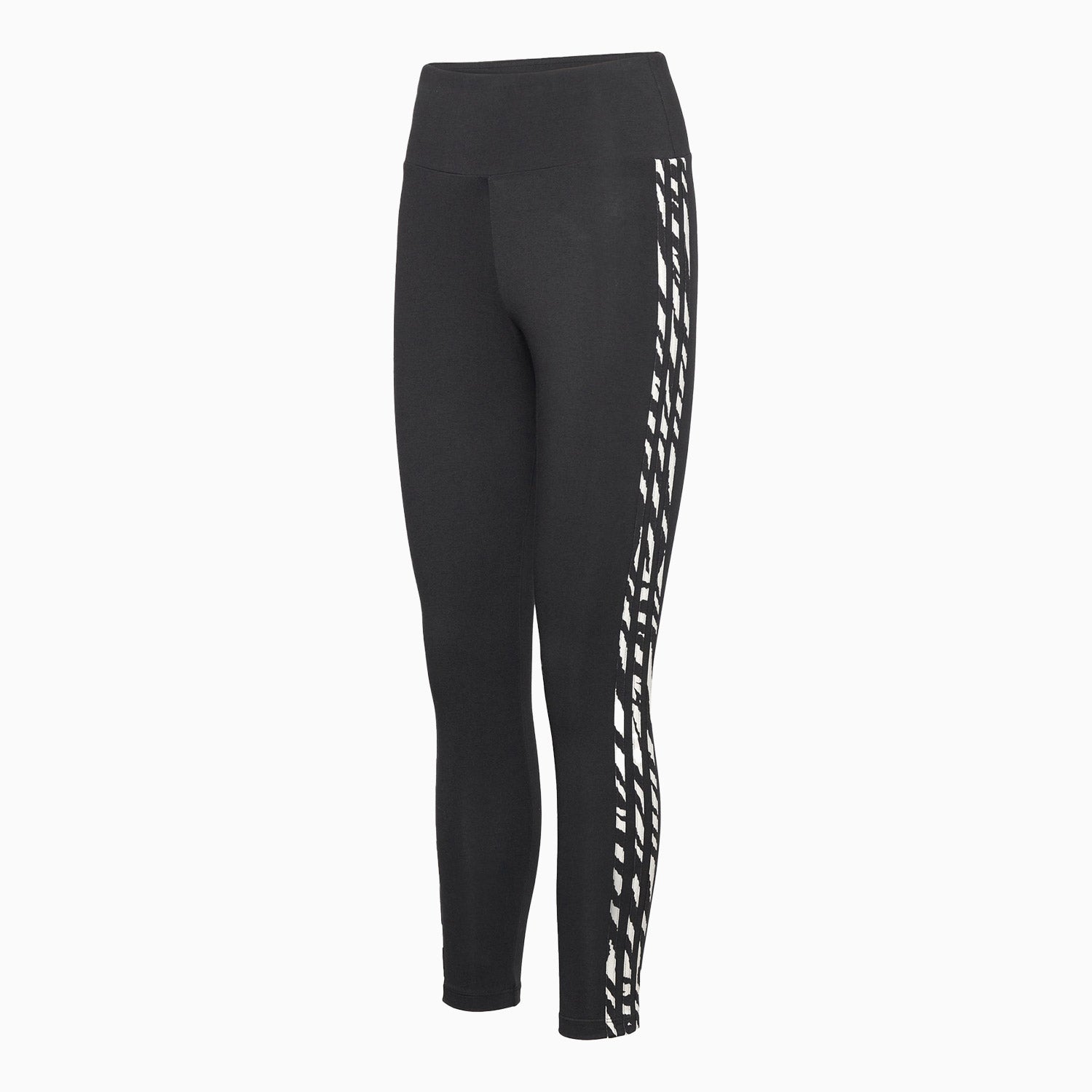 adidas-womens-zebra-animal-print-outfit-ii0911