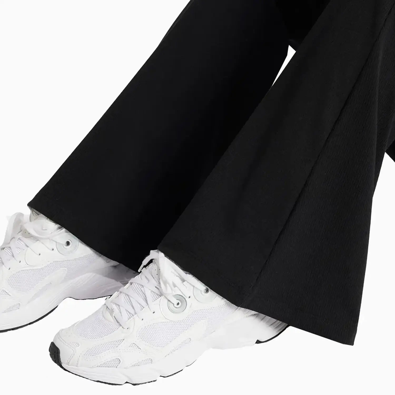 adidas-womens-originals-essentials-ribbed-outfit-iw5725-iw5727
