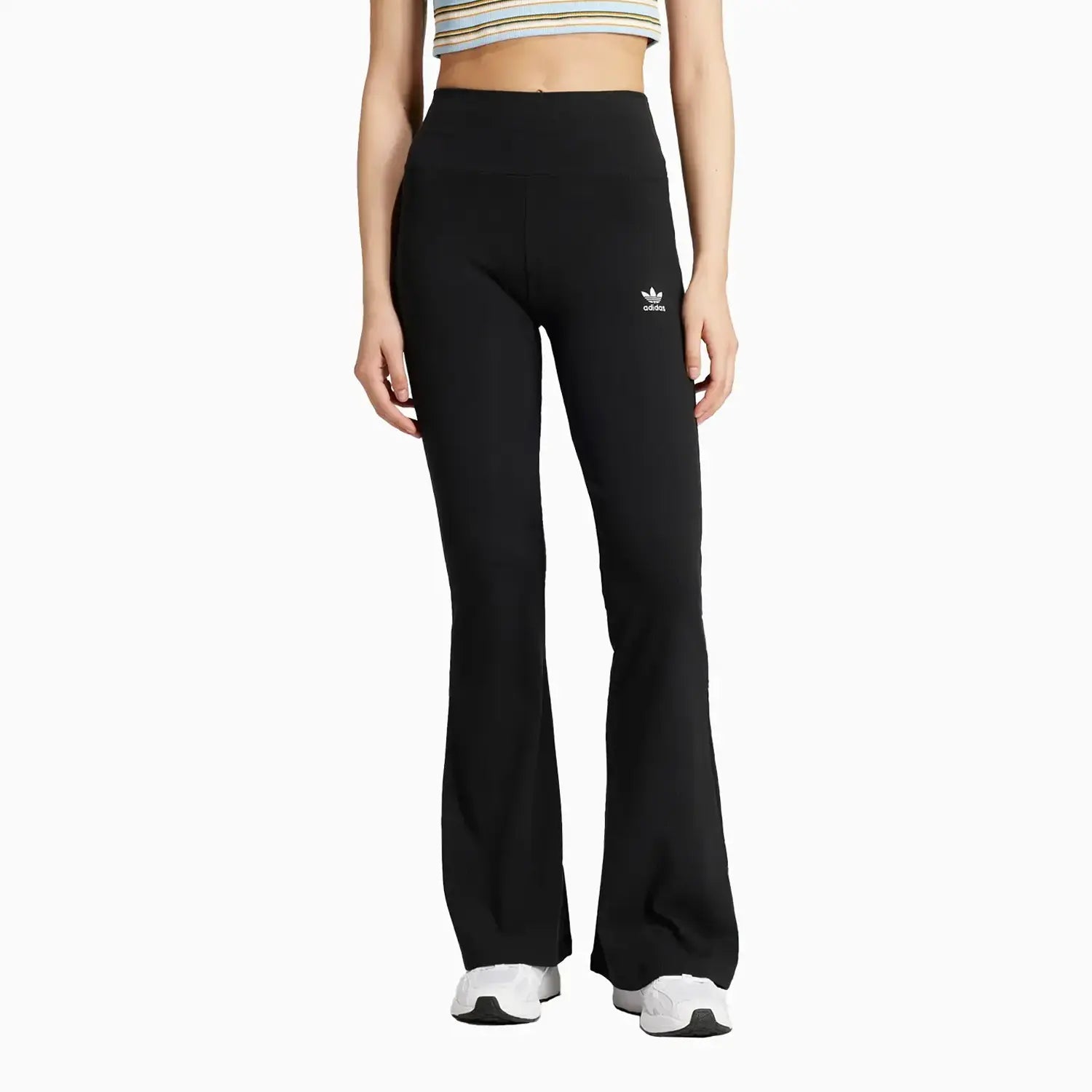 adidas-womens-originals-essentials-ribbed-outfit-iw5725-iw5727