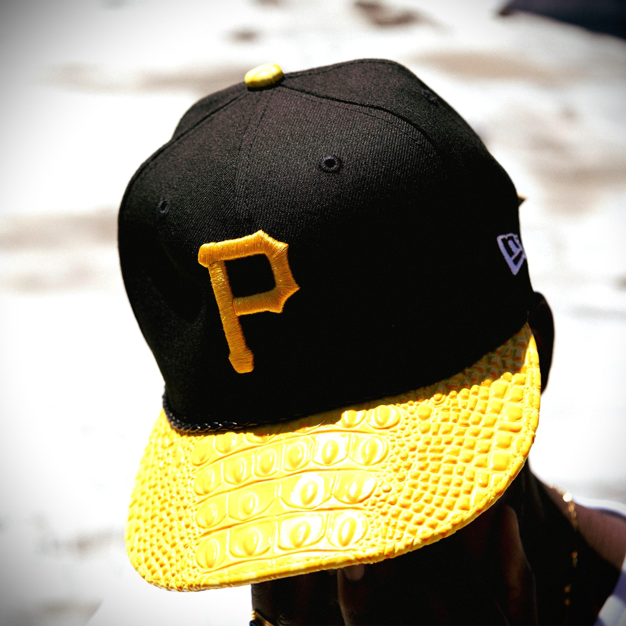 breyers-buck-50-pittsburgh-pirates-hat-with-leather-visor-breyers-tpph-black-yellow